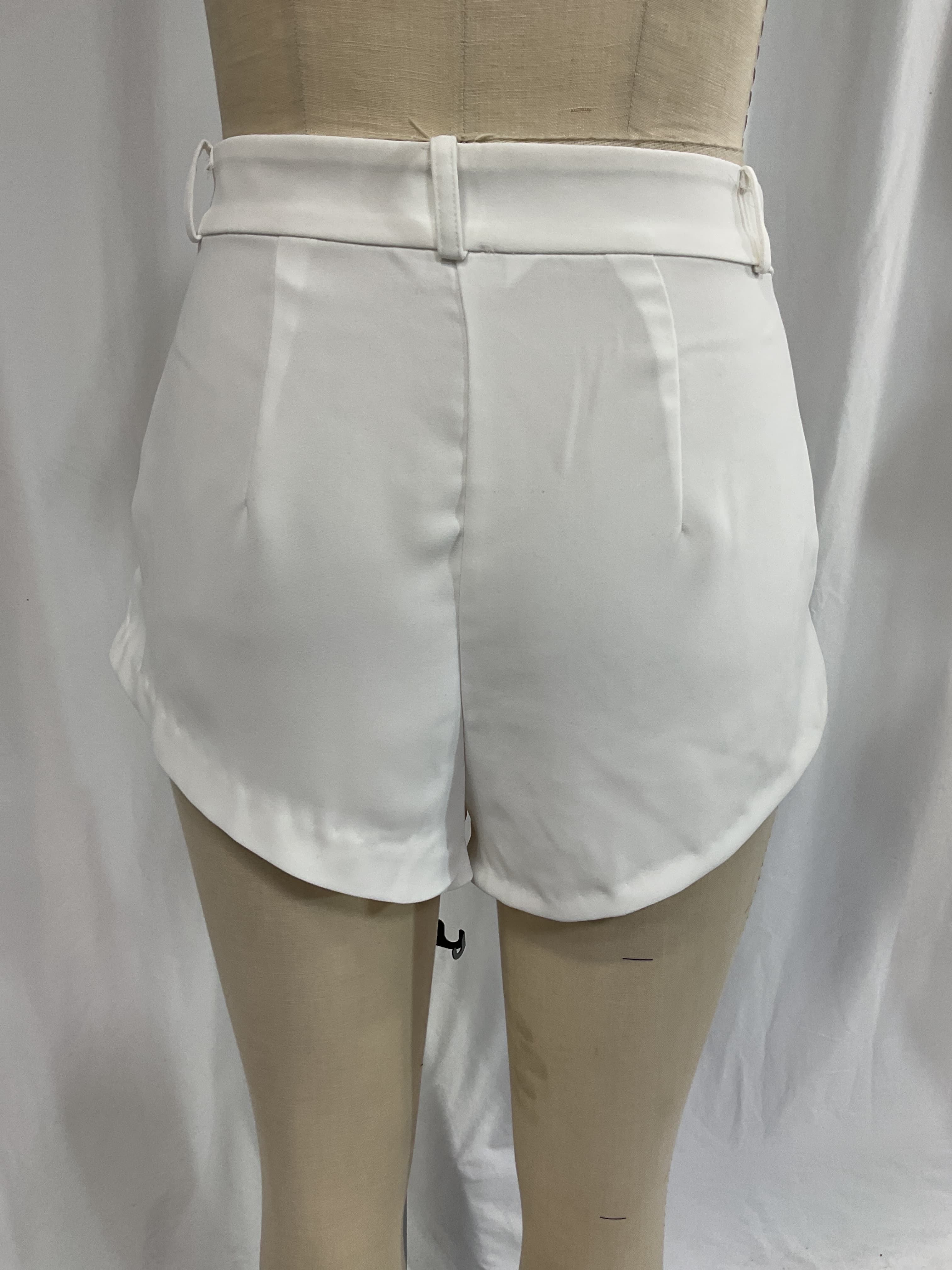 Amanda Uprichard X Revolve Kelso Shorts In Ivory - Image 2