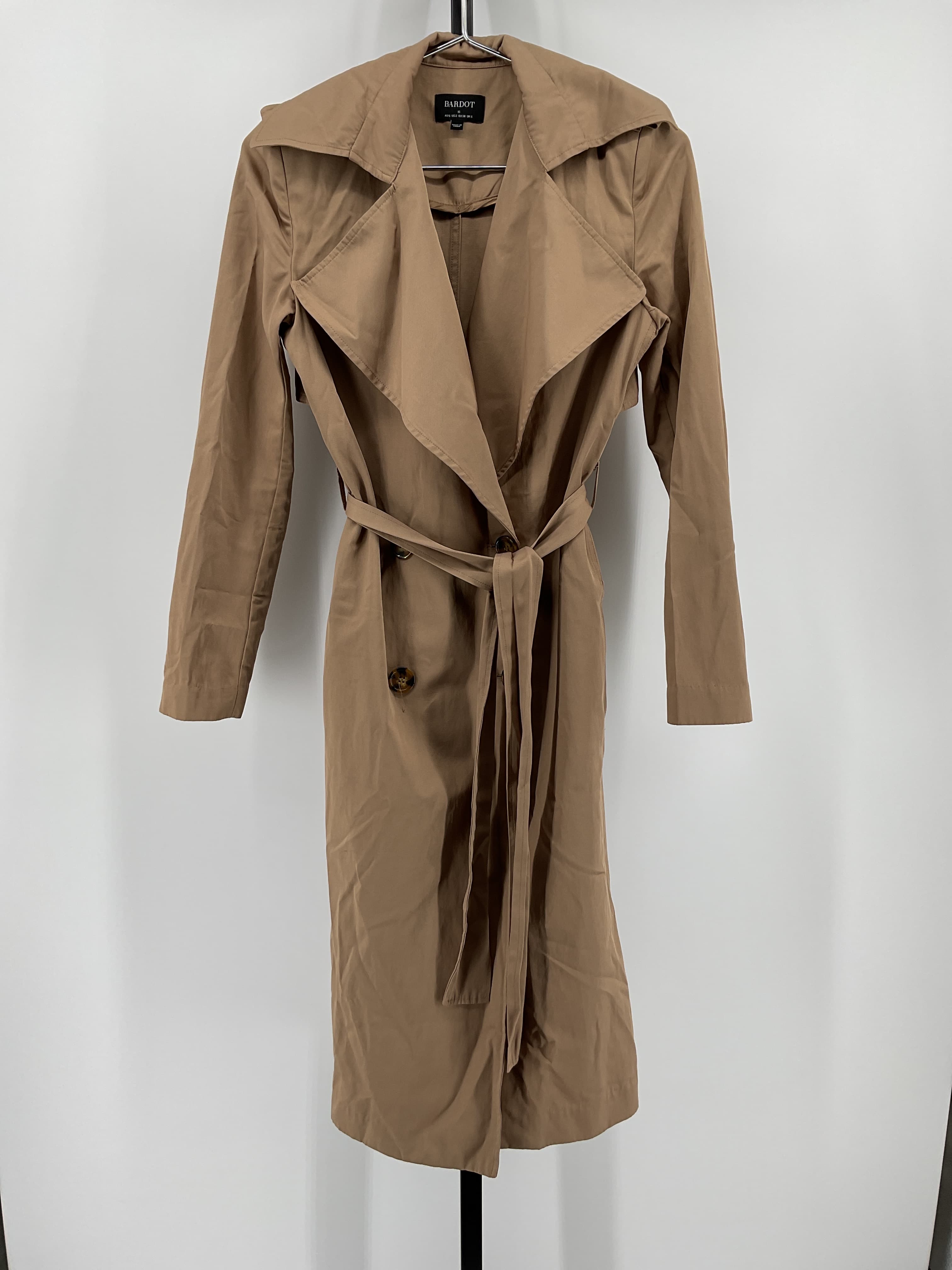 The Classic Trench In Tan - Image 3