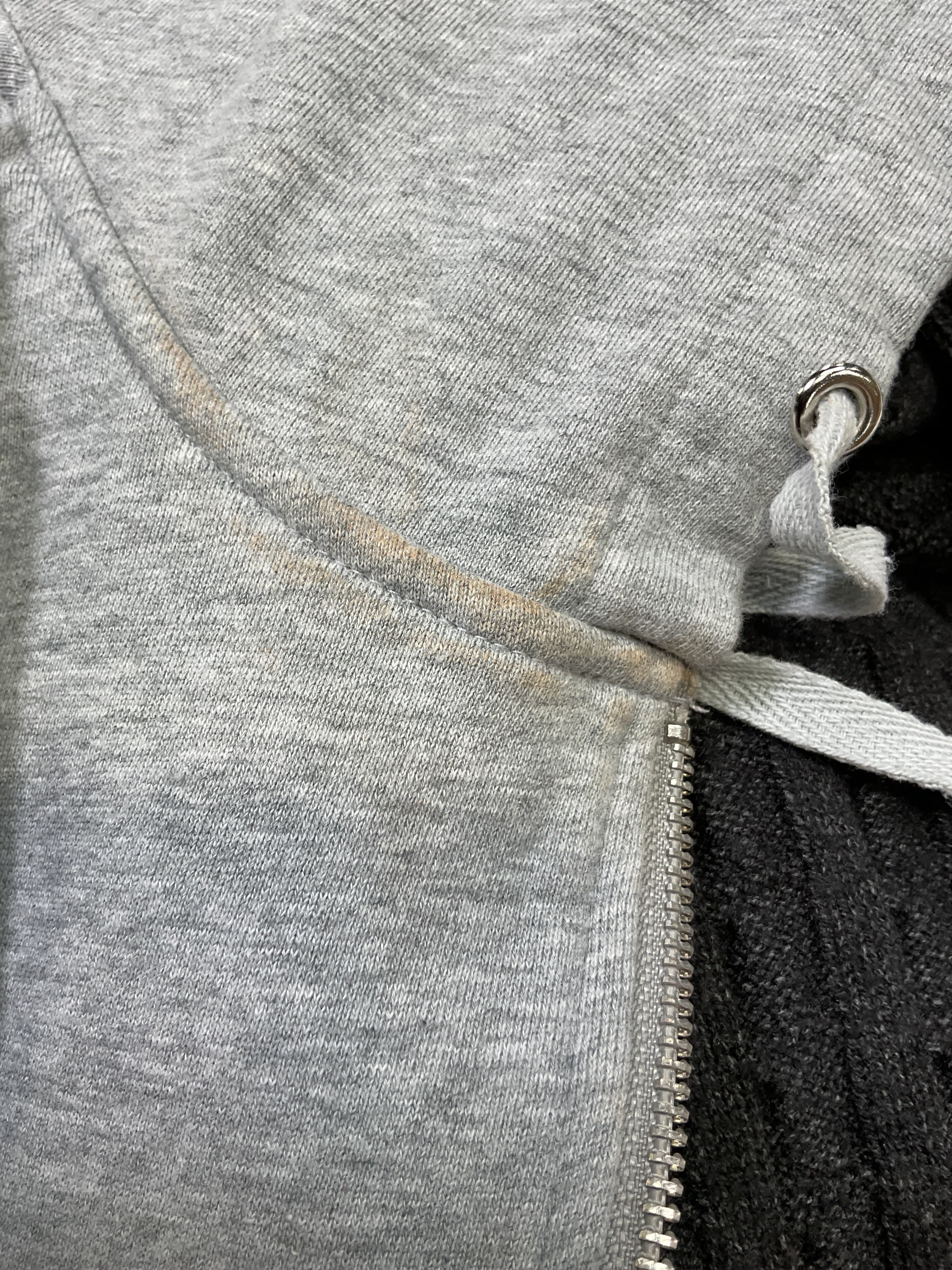 Ambrose Dickie Cardigan In Charcoal - Image 2