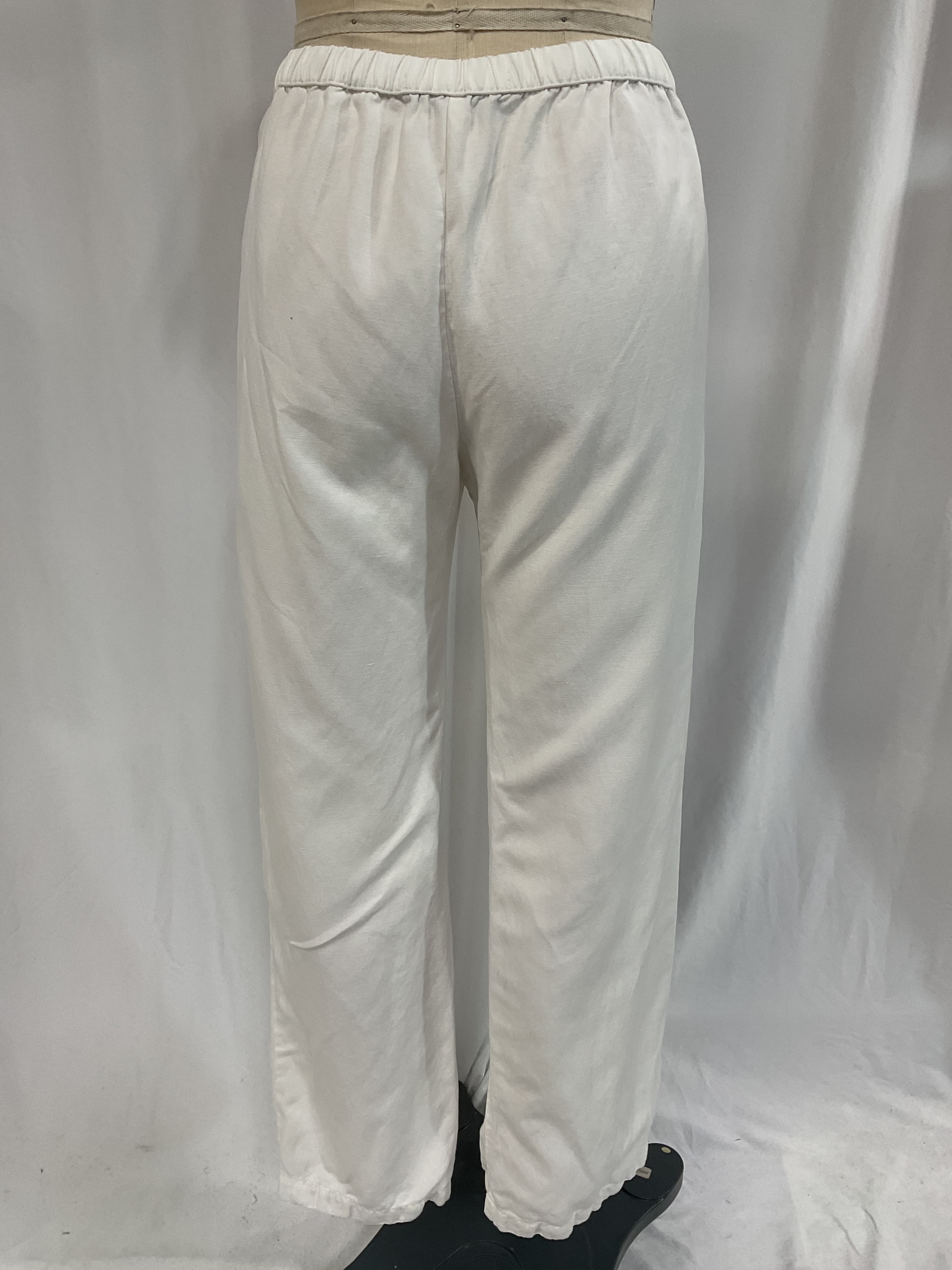 Everywhere Pant In Off White - Image 4