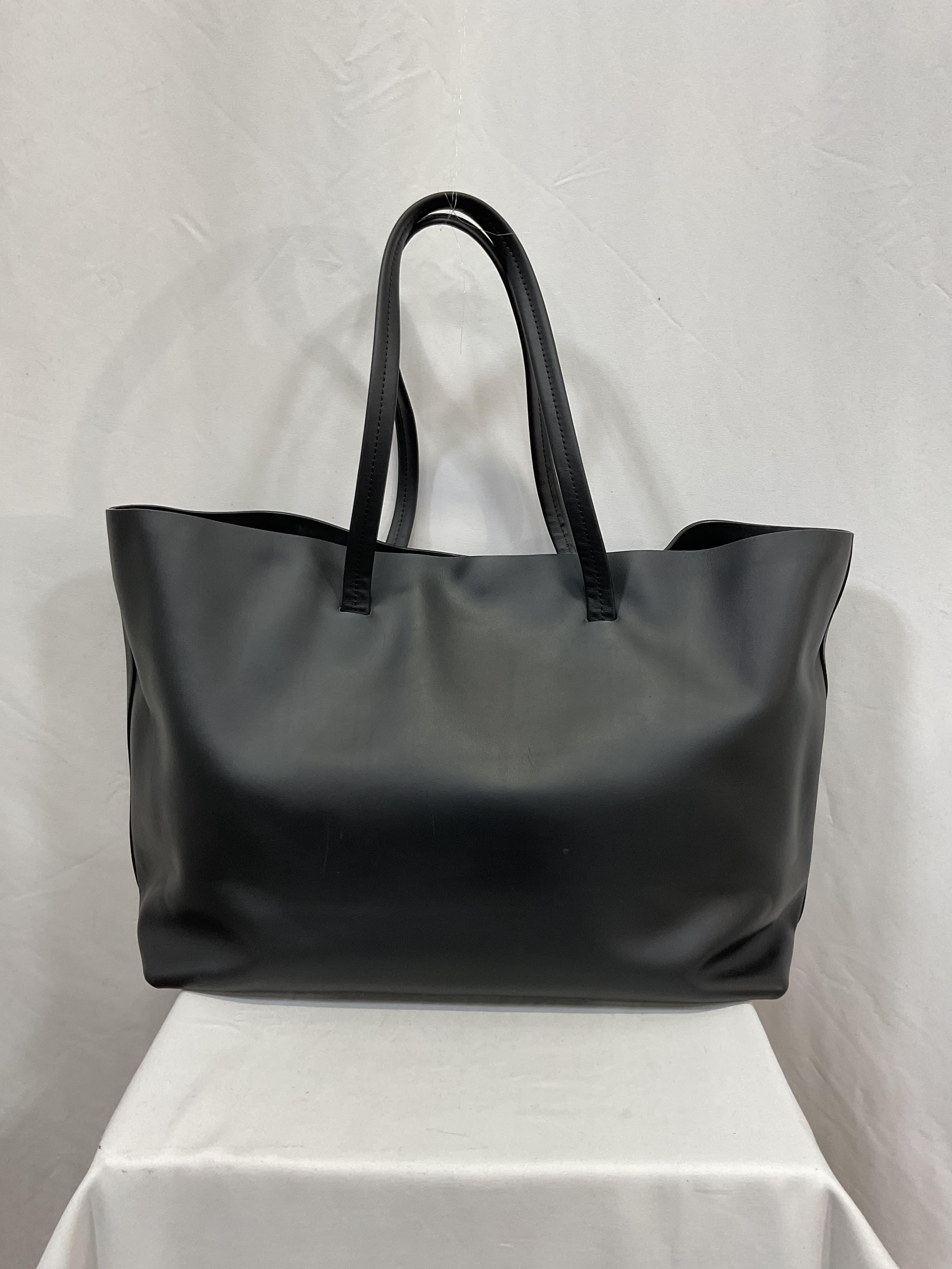 Luka Tote In Black - Image 3