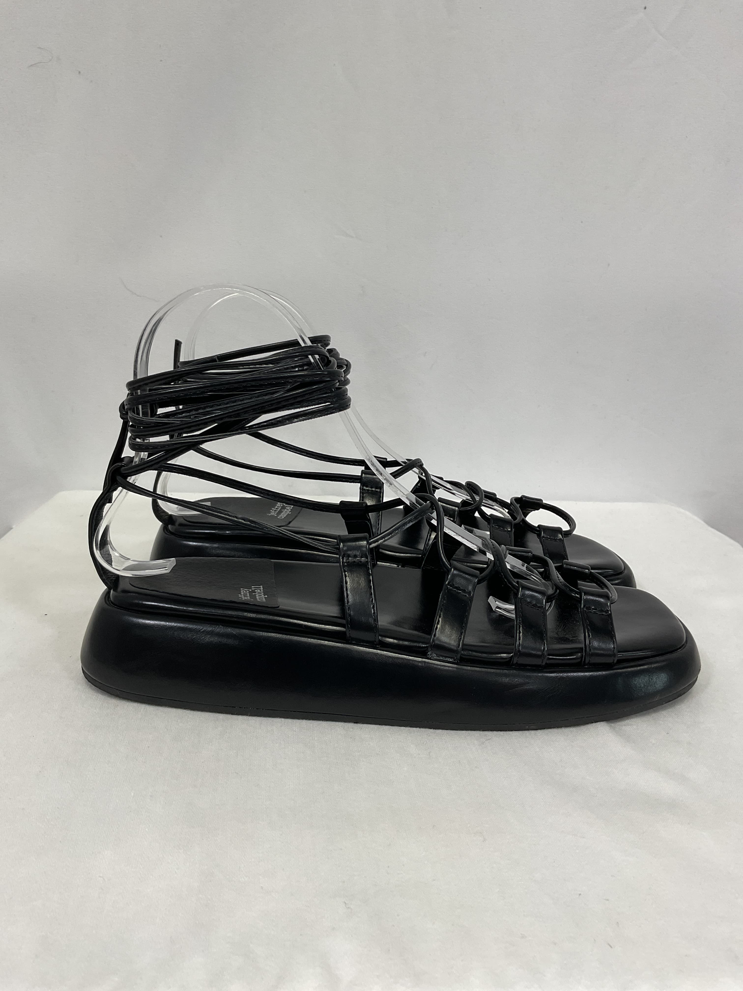 Innovate Sandal In Black - Image 3