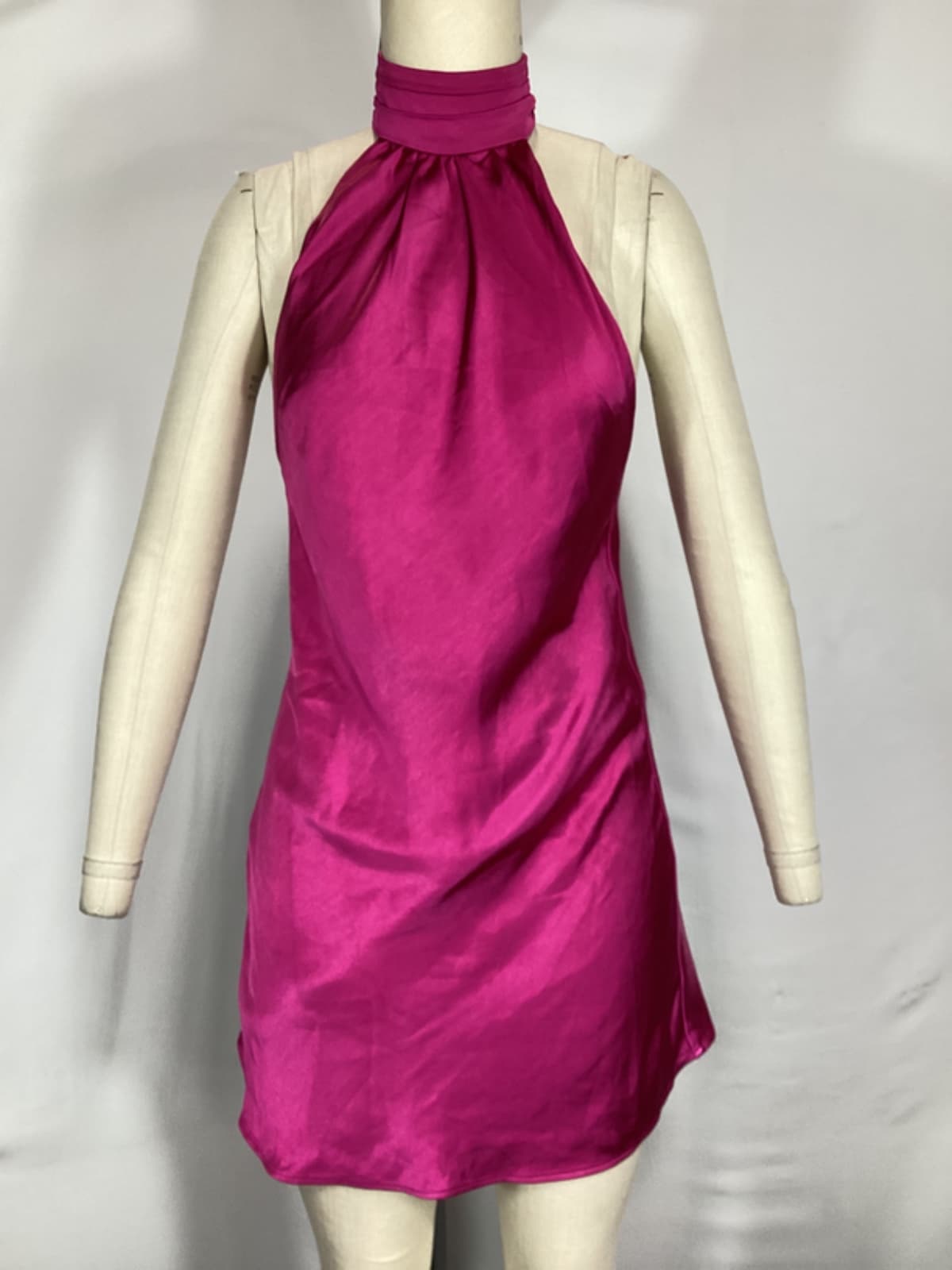 Hayes Mini Dress In Magenta Pink - Image 2