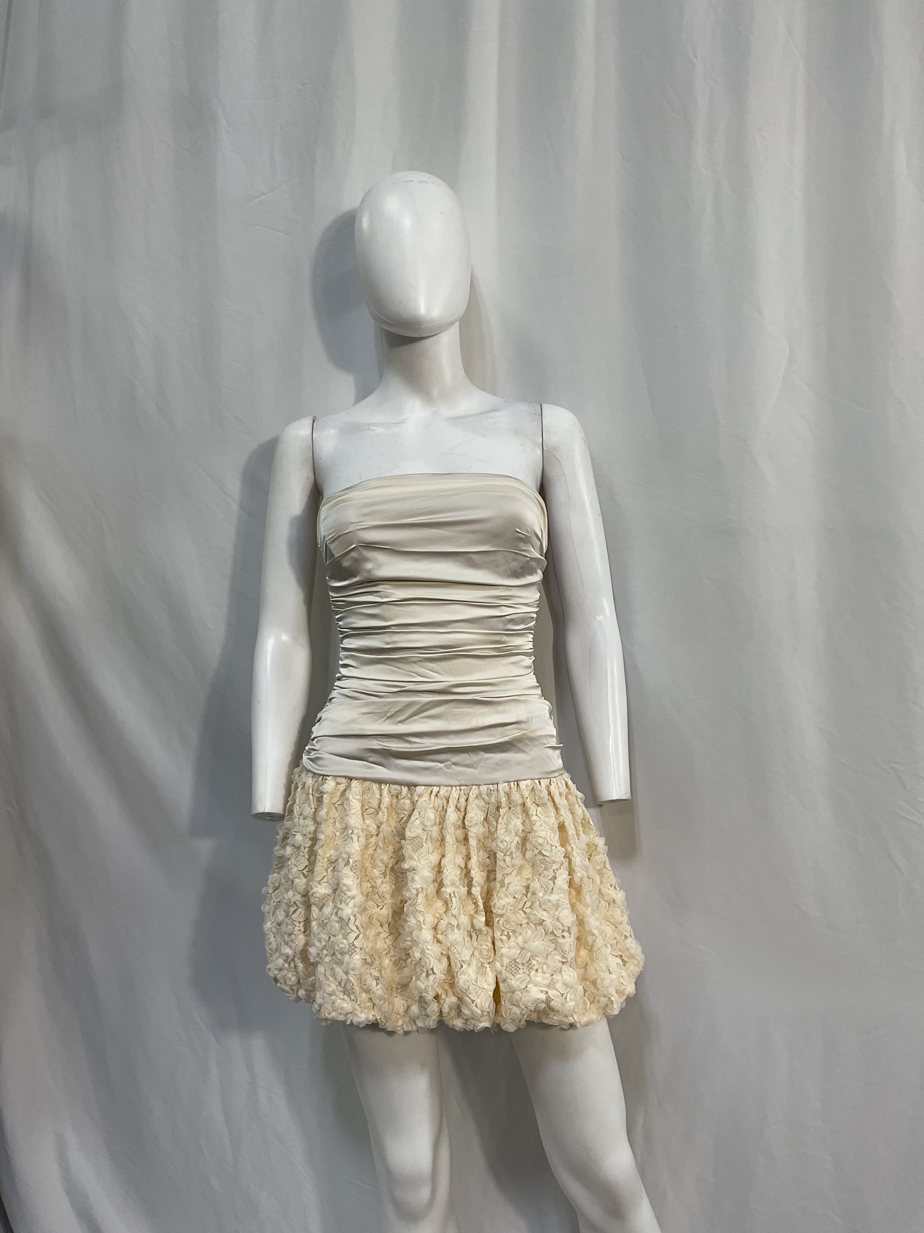 Ileisha Mini Dress In Ivory - Image 2