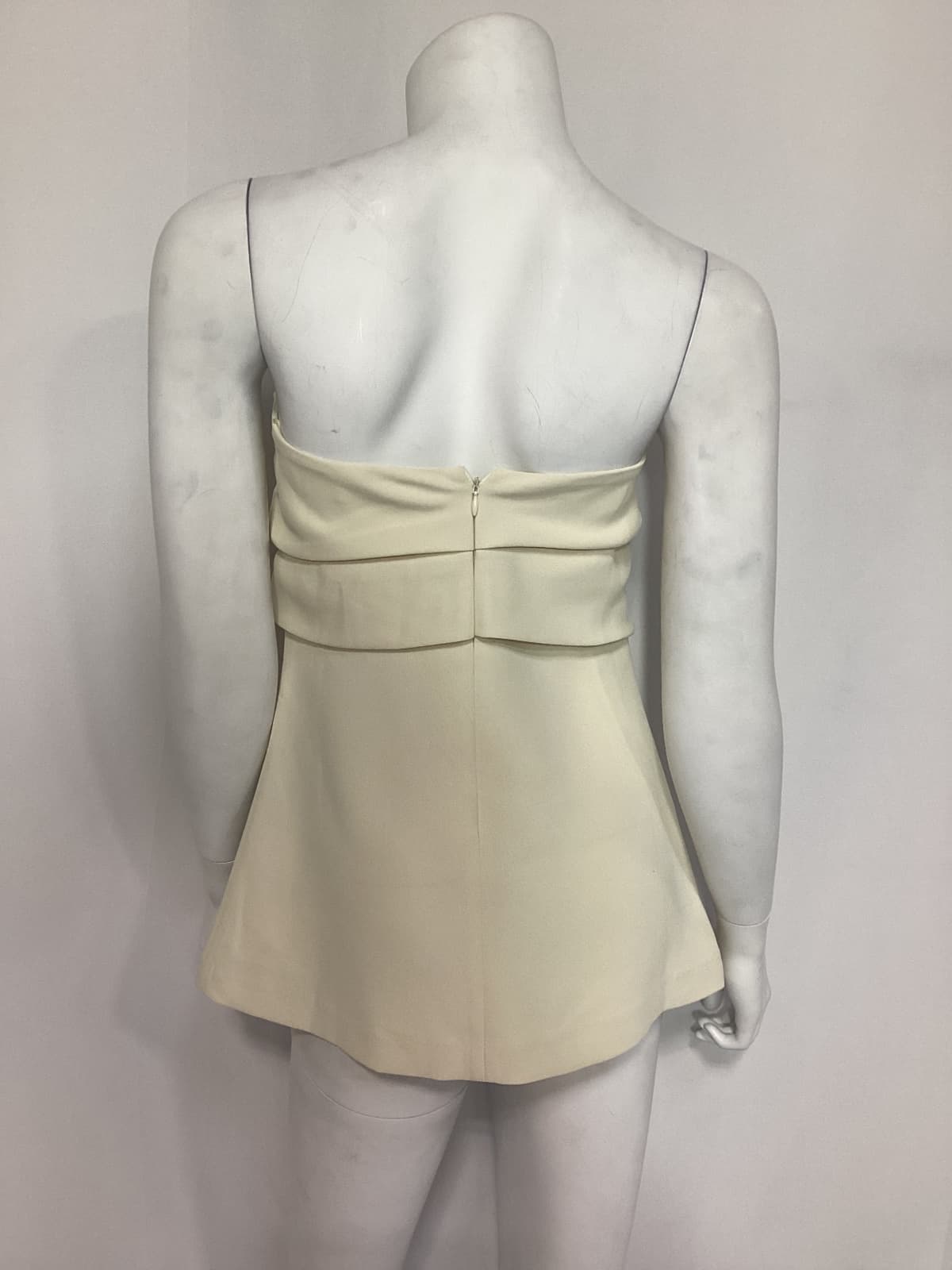 Coeur Strapless Top In Creme - Image 2