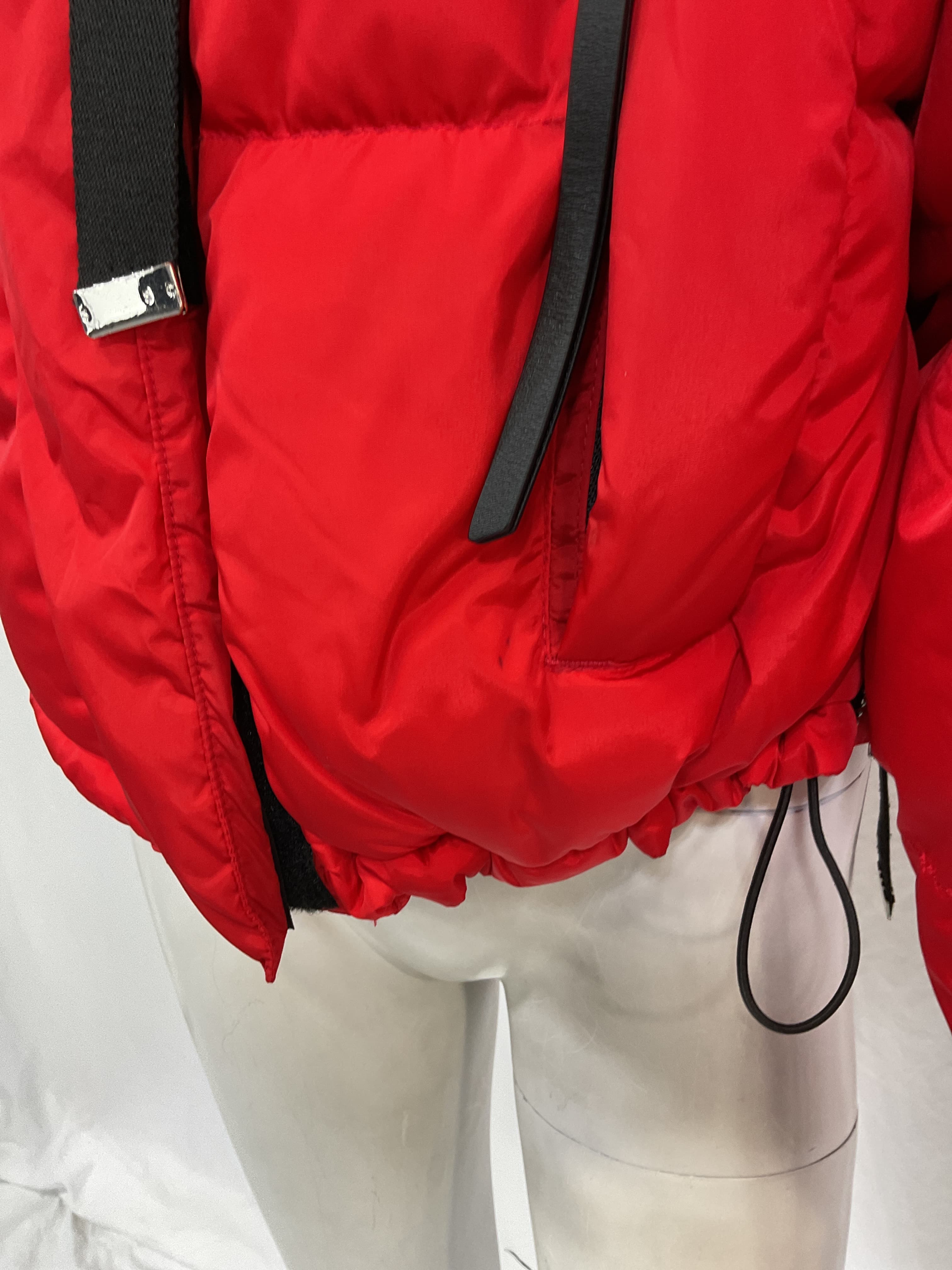 Willow Short Puffer In Red - Image 3
