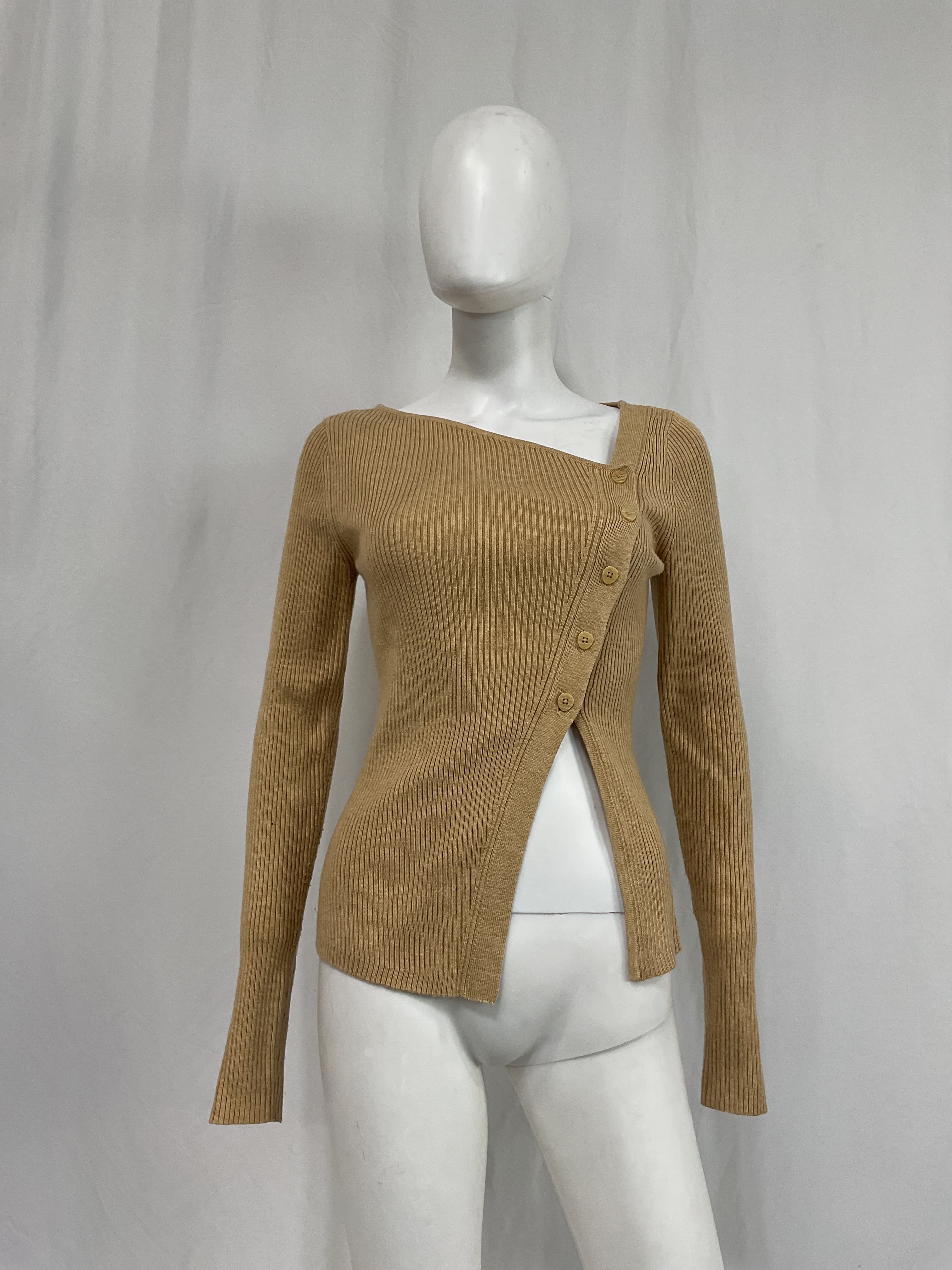 Gael Cardigan In Oatmeal - Image 2