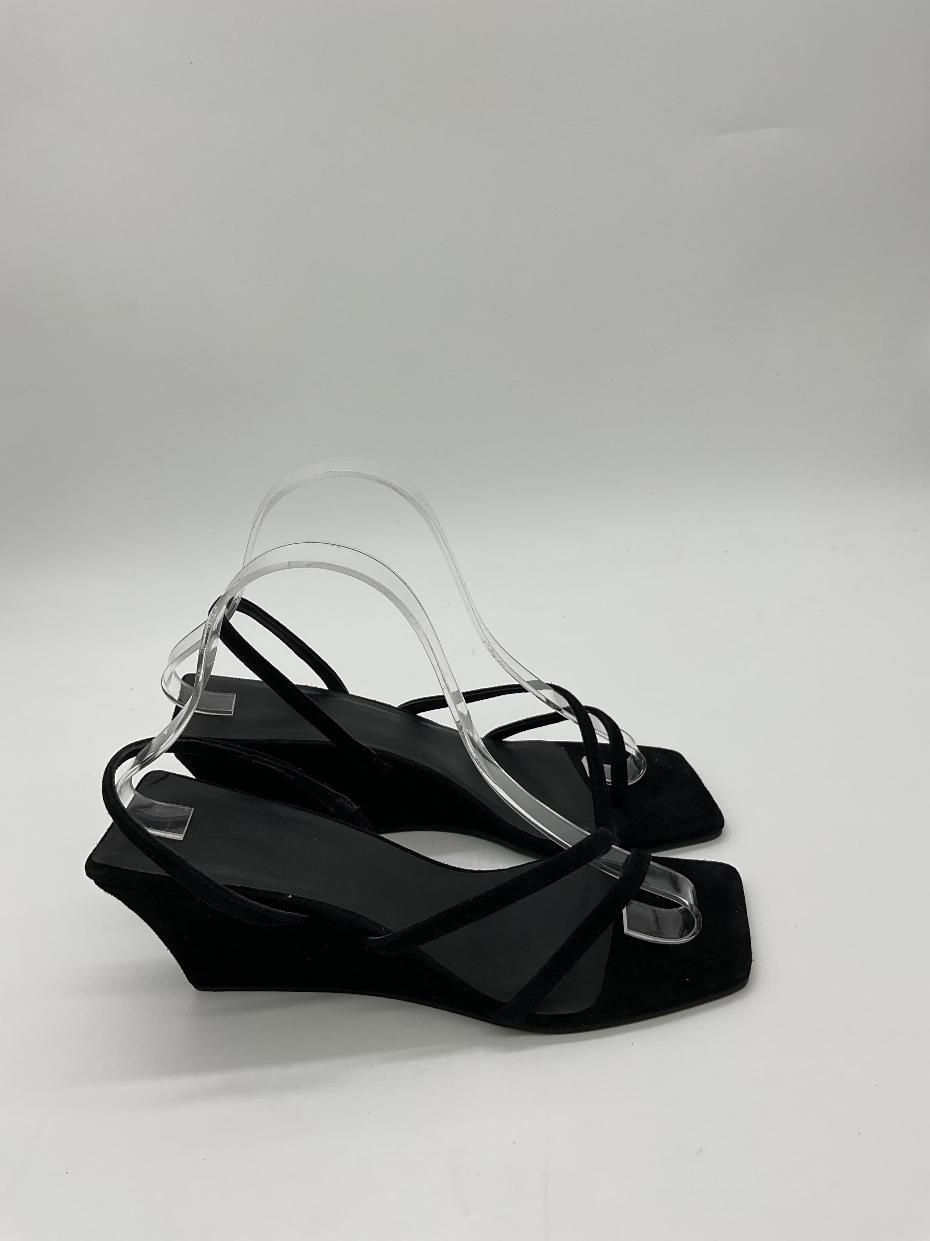 Spiral Wedge In Black - Image 2