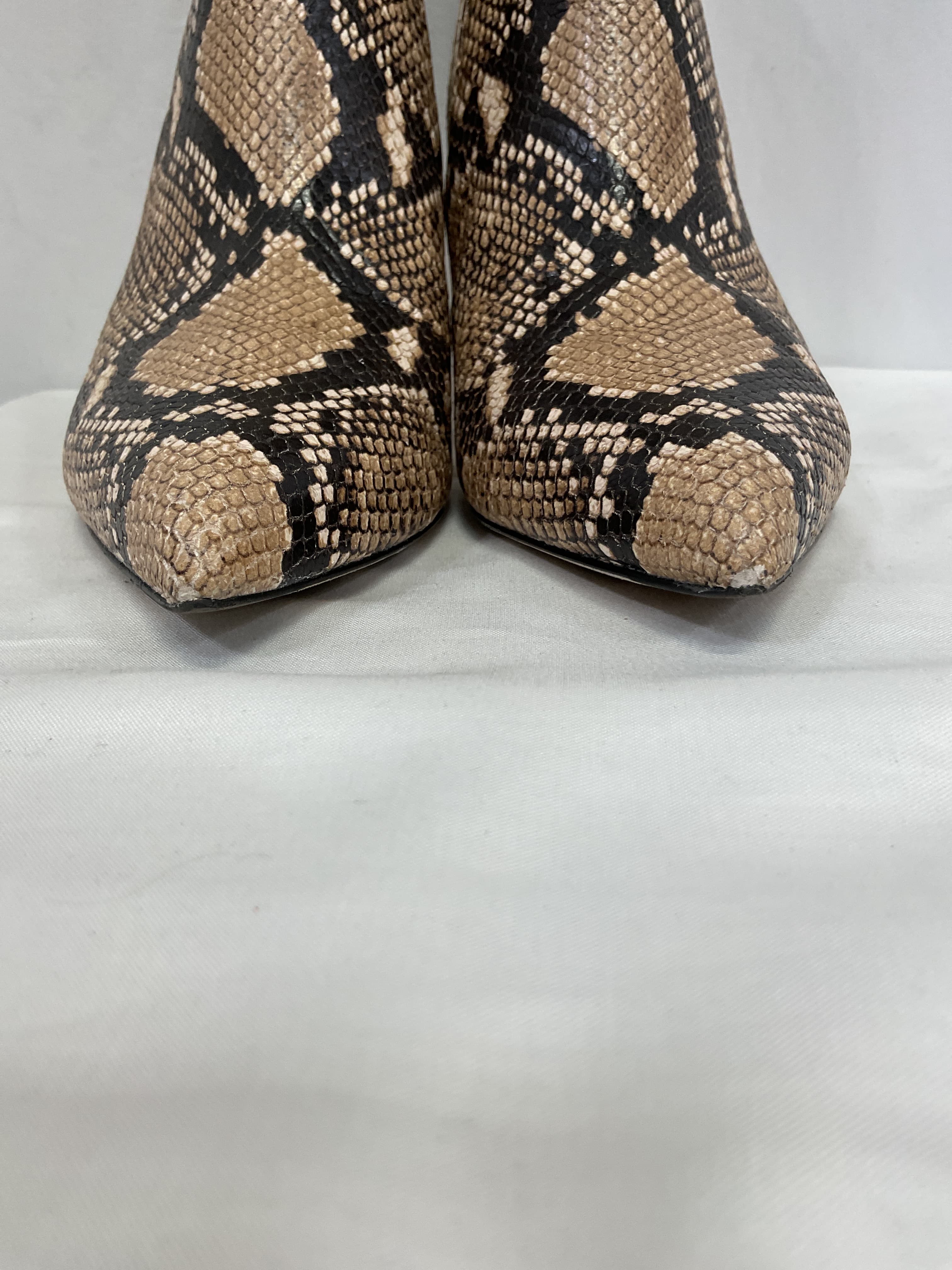 Lisa 70 Boot In Latte - Image 2