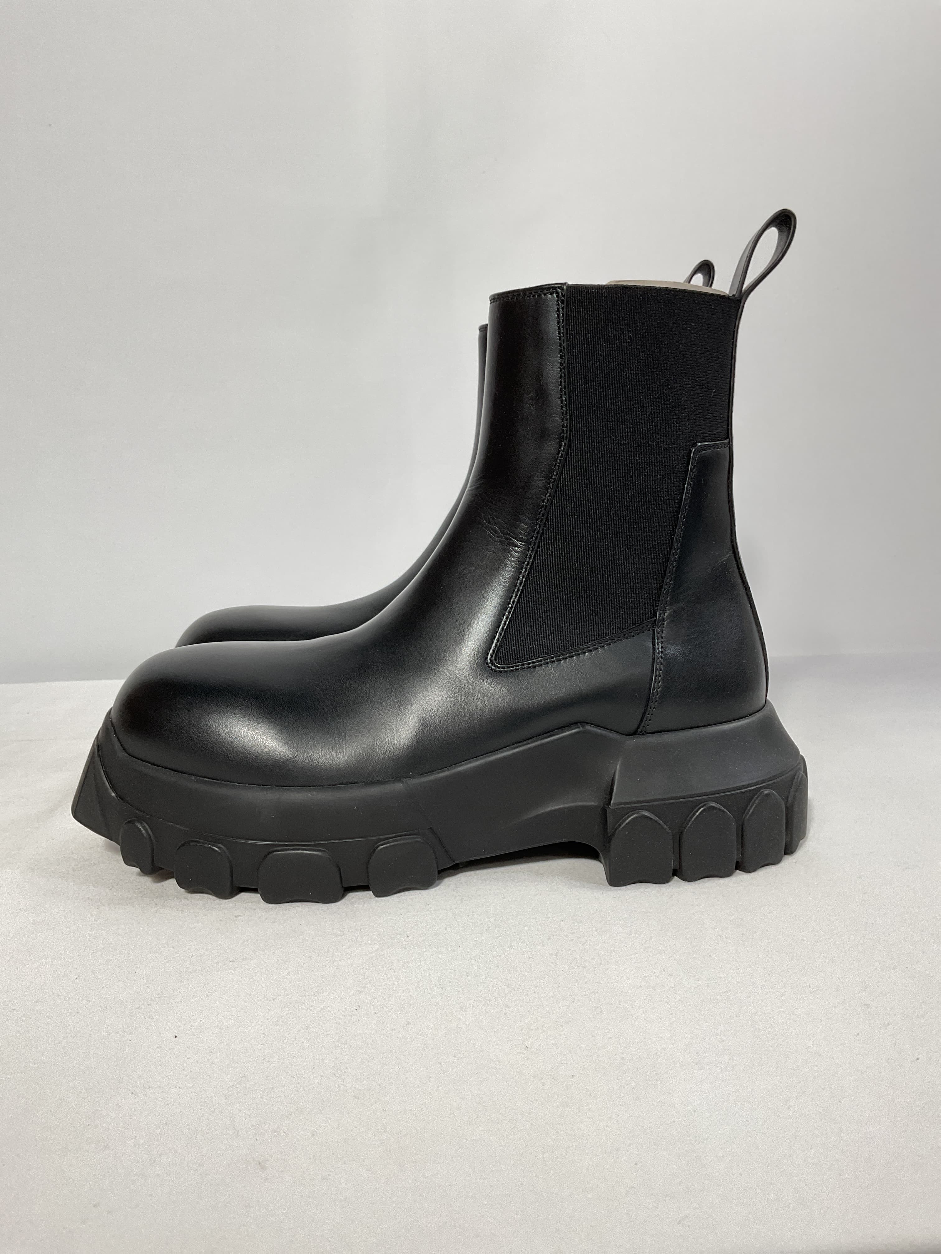 Black Beetle Bozo Tractor Boots - Image 2