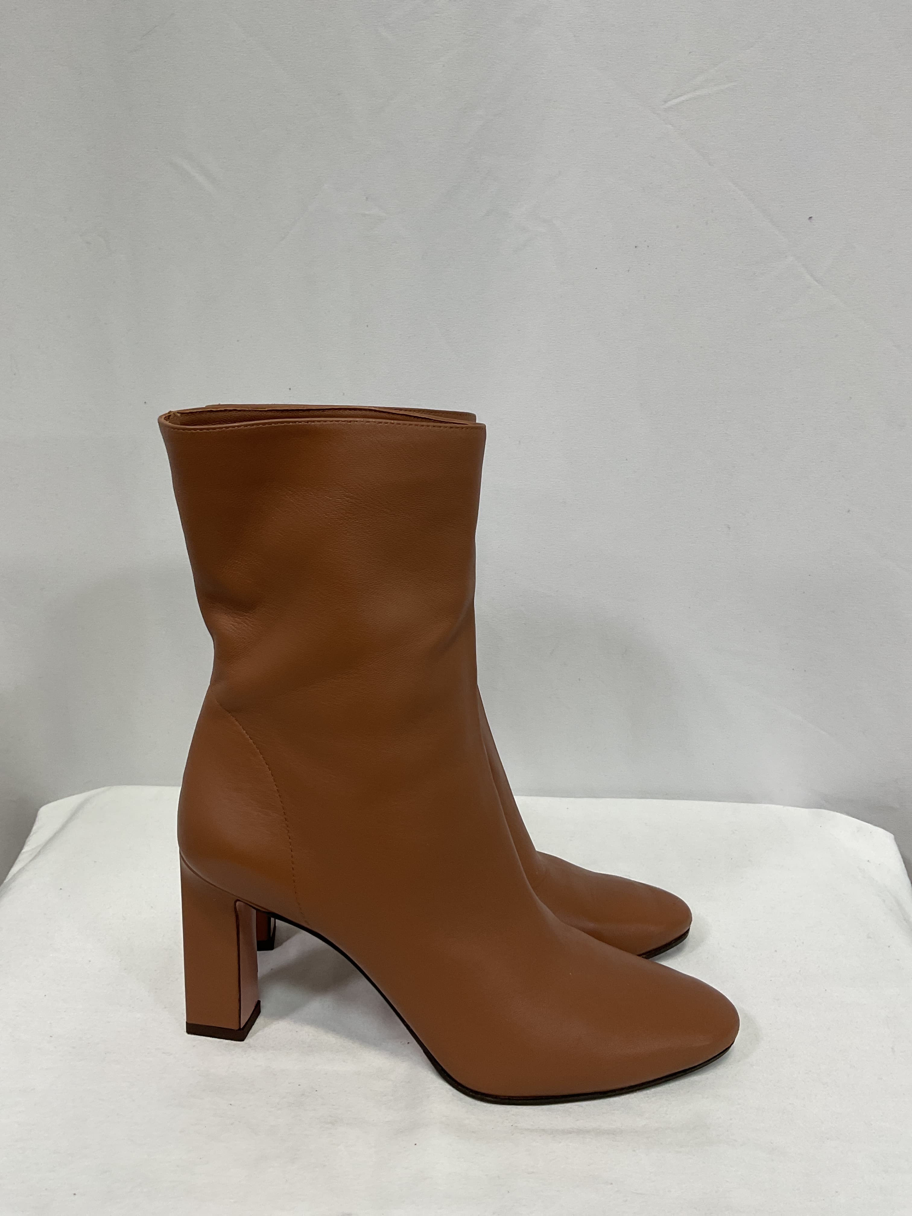 Manzoni Leather Booties - Image 3