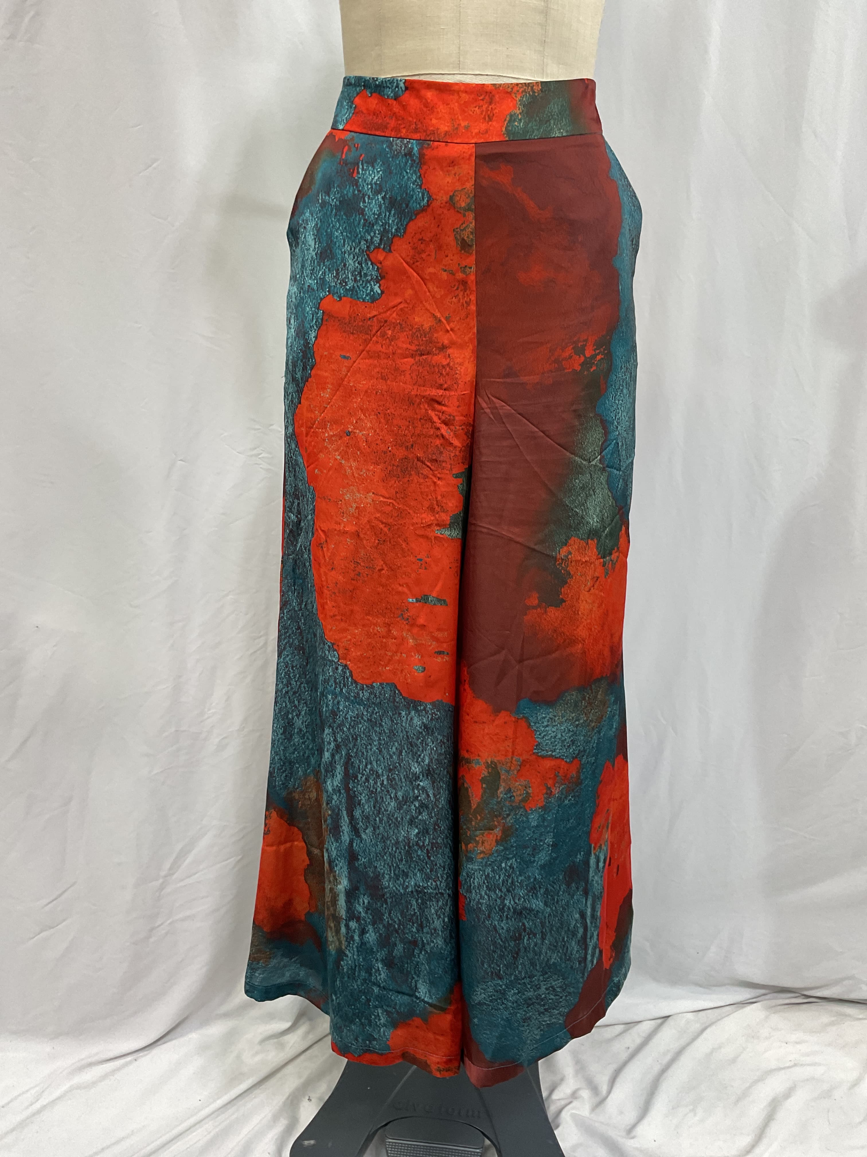 Ara Wide-Leg Pants - Image 3