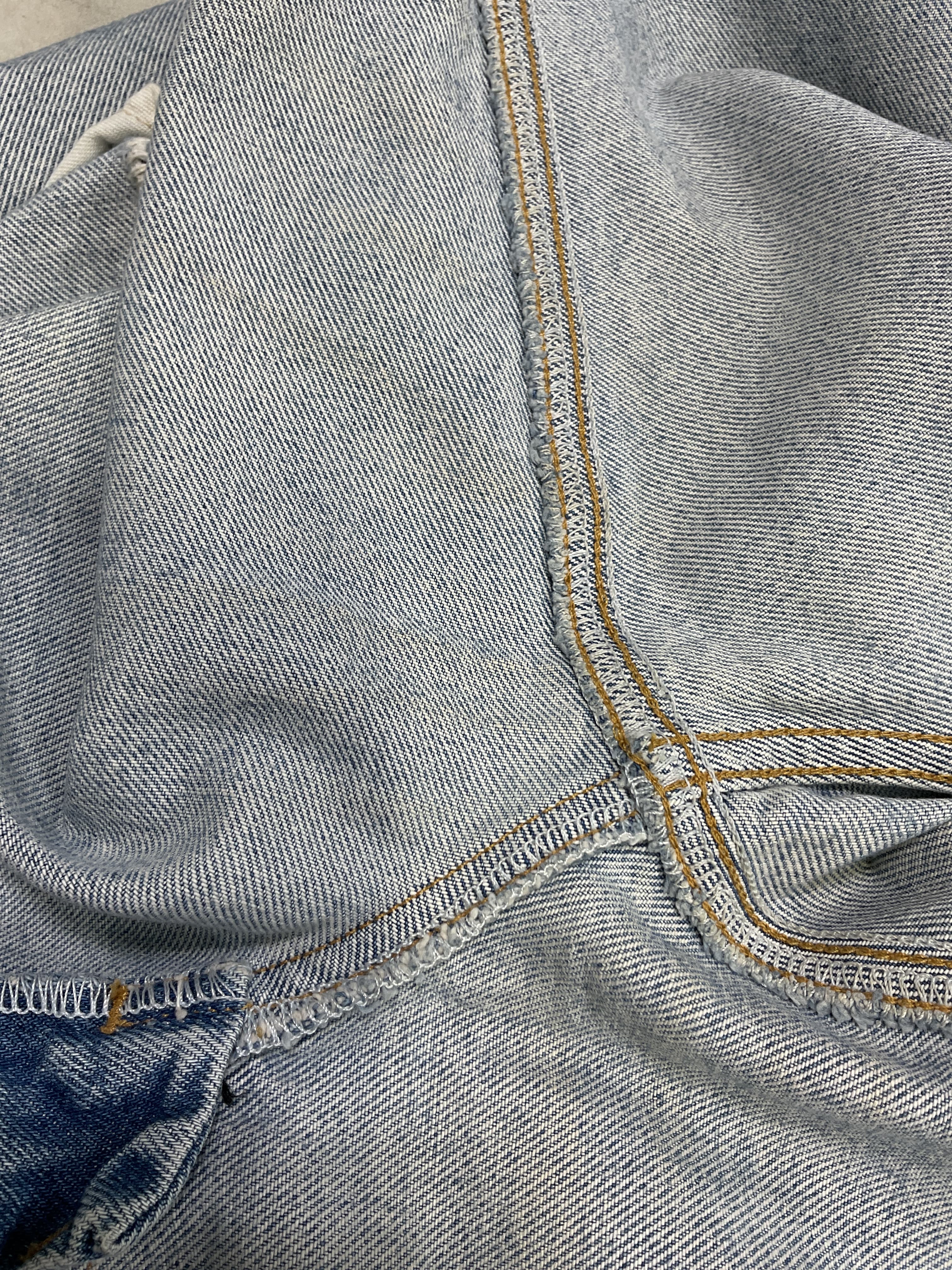 90's Crop Mid Rise Jeans - Image 2