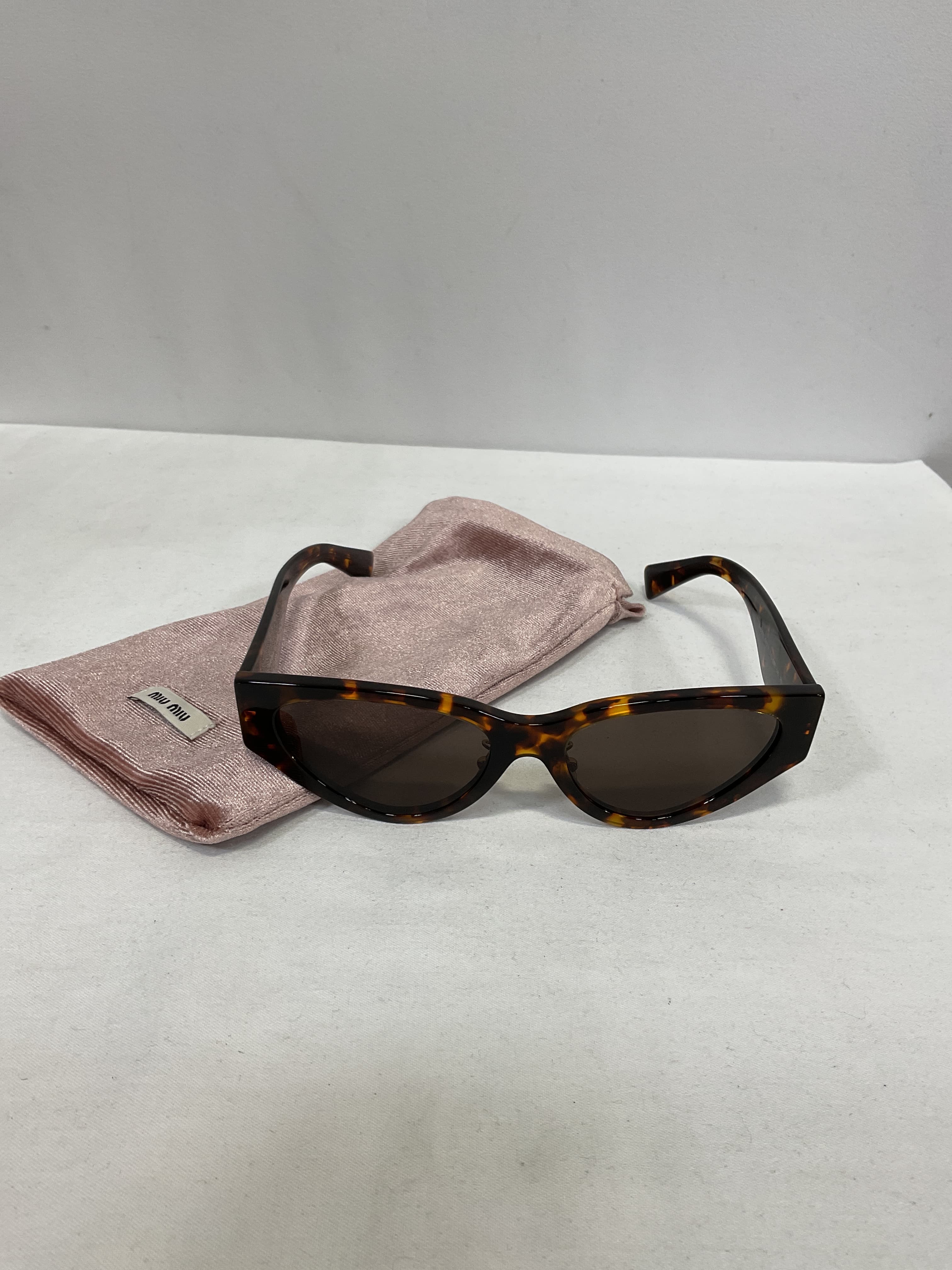 Acetate Cat Eye Sunglasses - Image 3