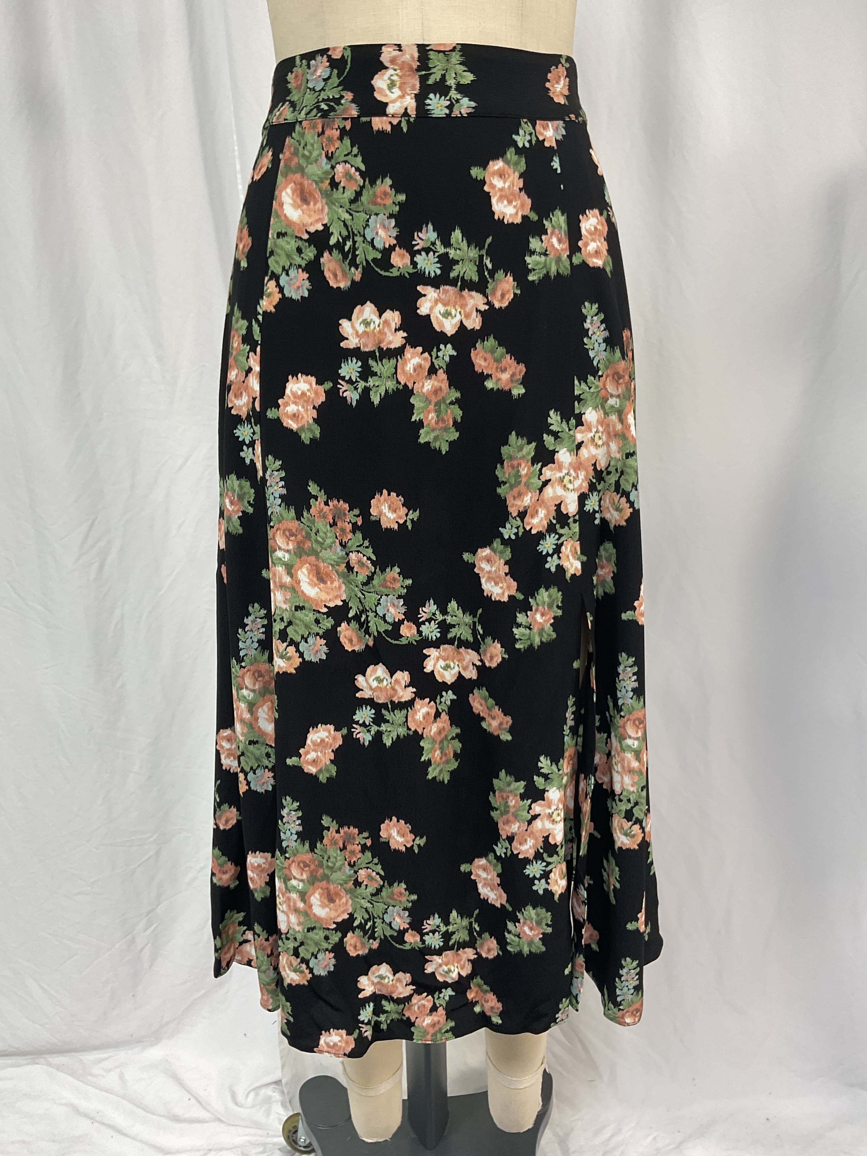 Tabata Skirt - Image 3