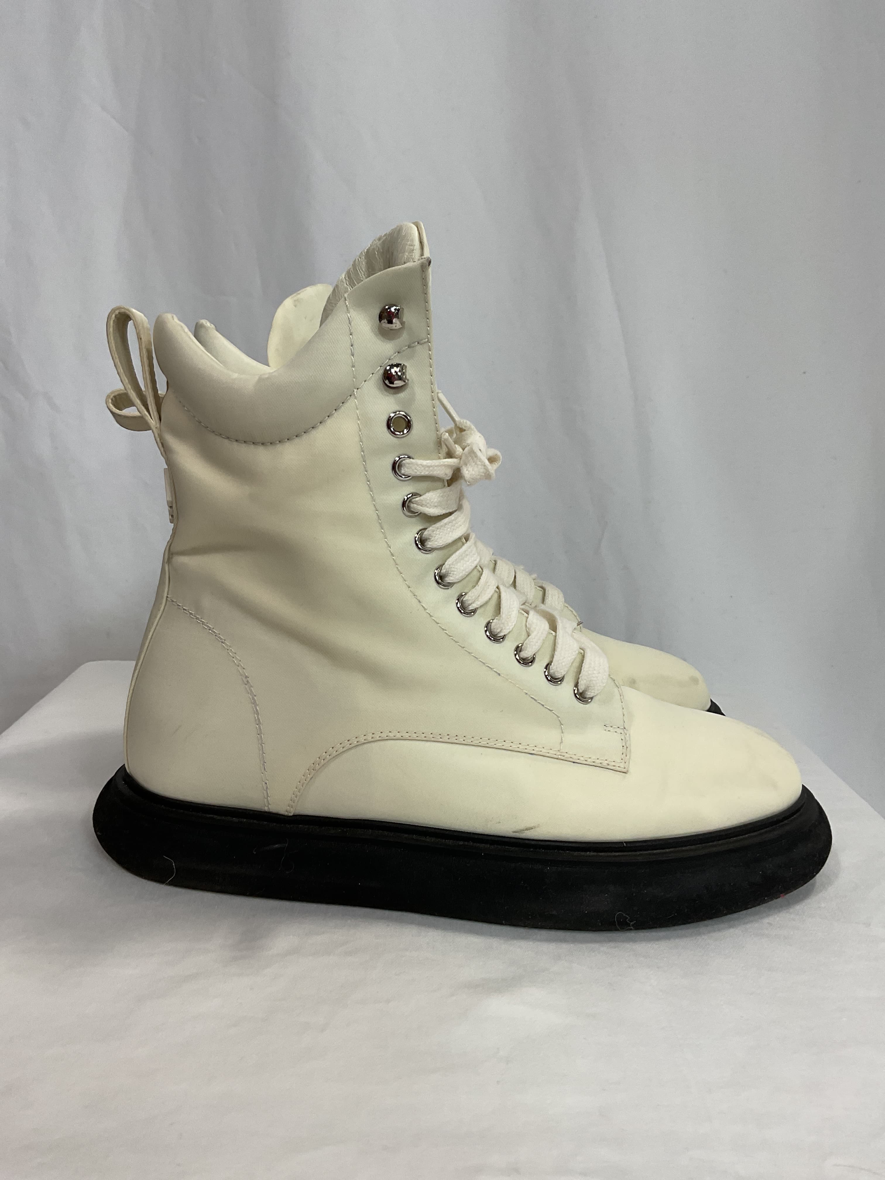 Canvas Lace-Up Boots - Image 4