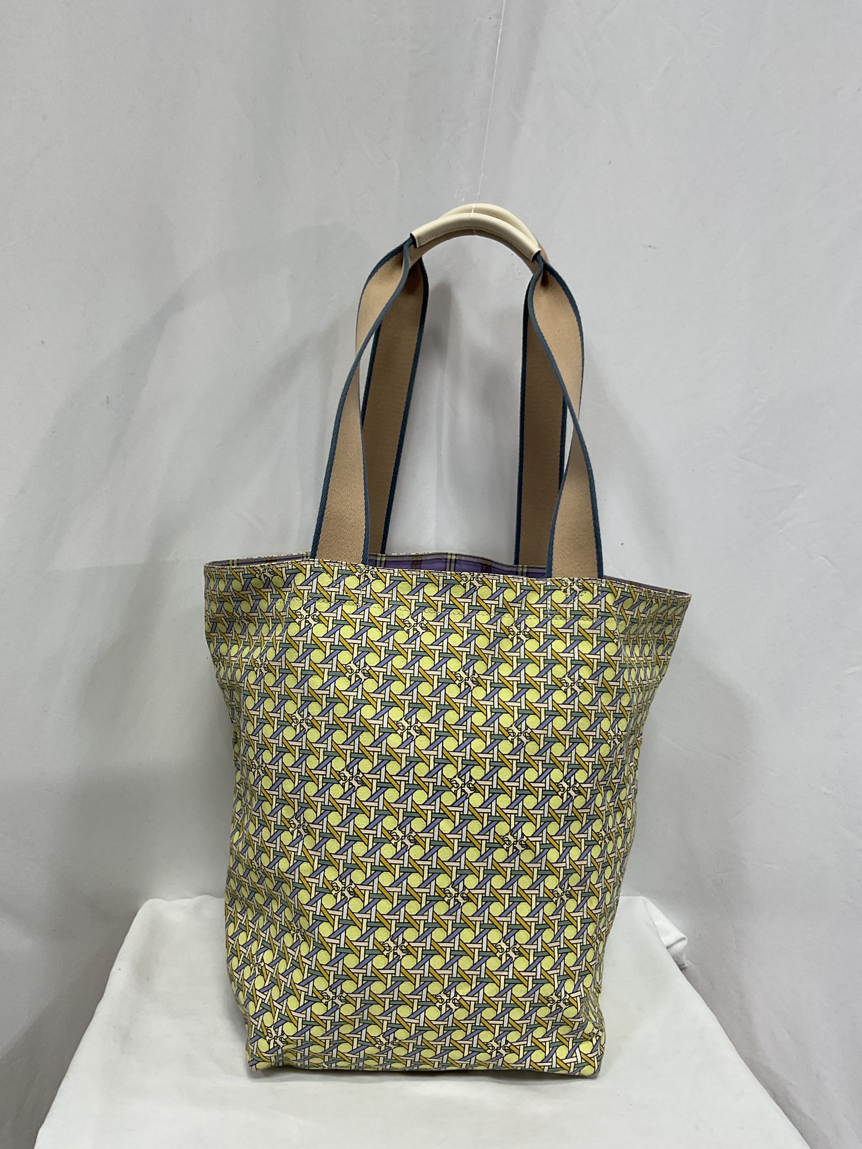 Ella Reversible Market Tote - Image 2