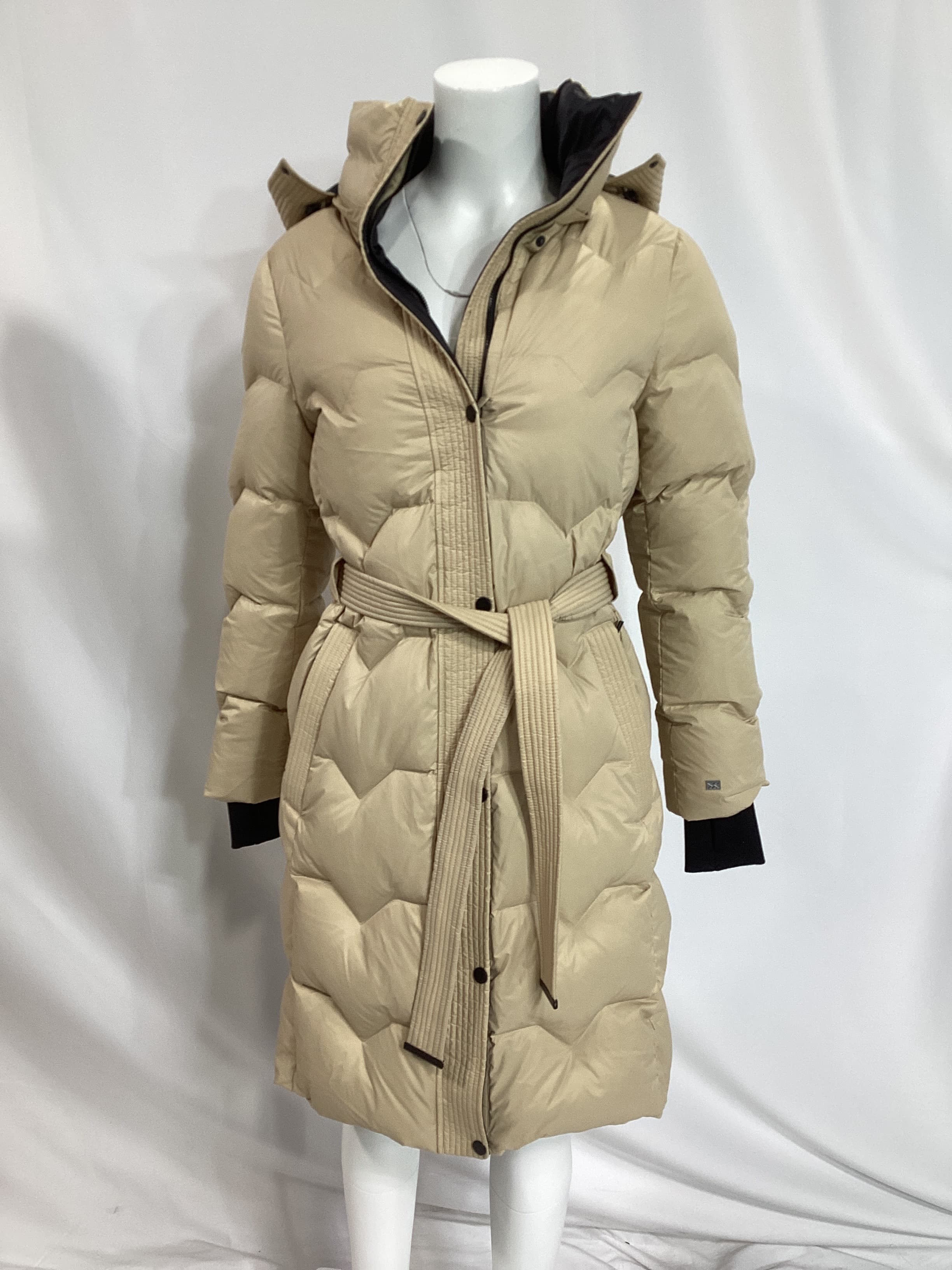 Bryanna Water Resistant 700 Fill Power Down Puffer Coat - Image 2