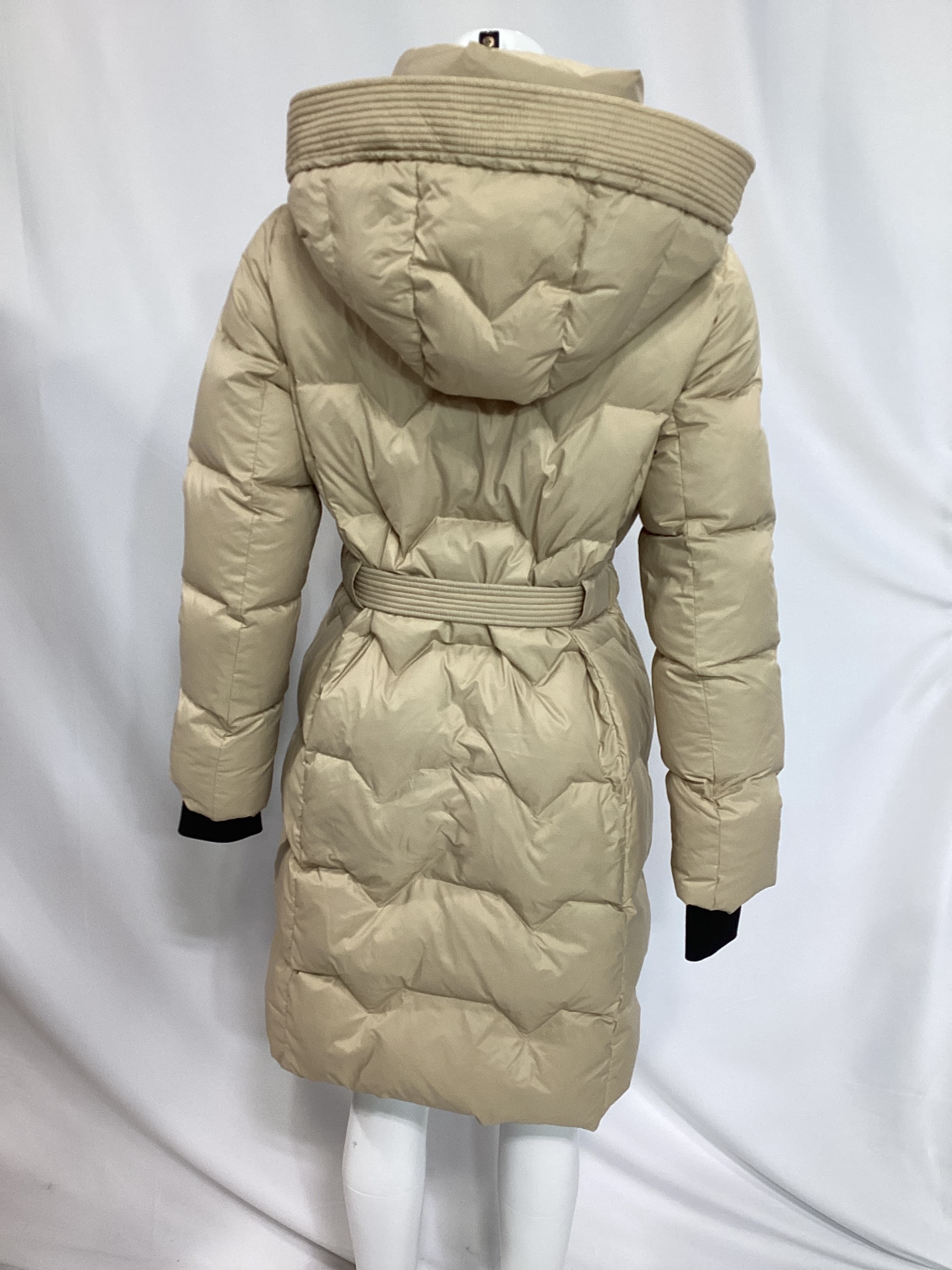 Bryanna Water Resistant 700 Fill Power Down Puffer Coat - Image 4