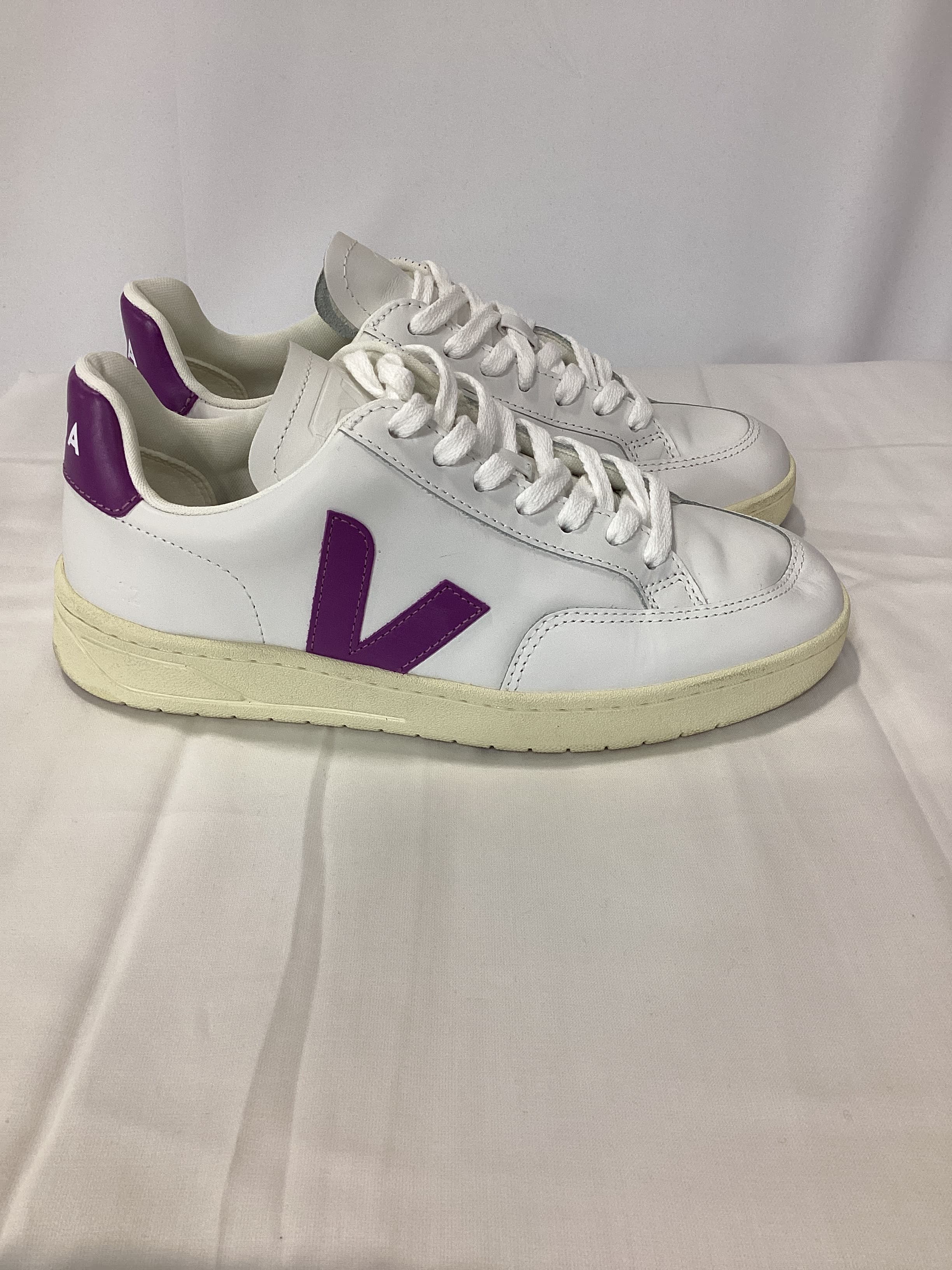 V-12 Sneakers - Image 4