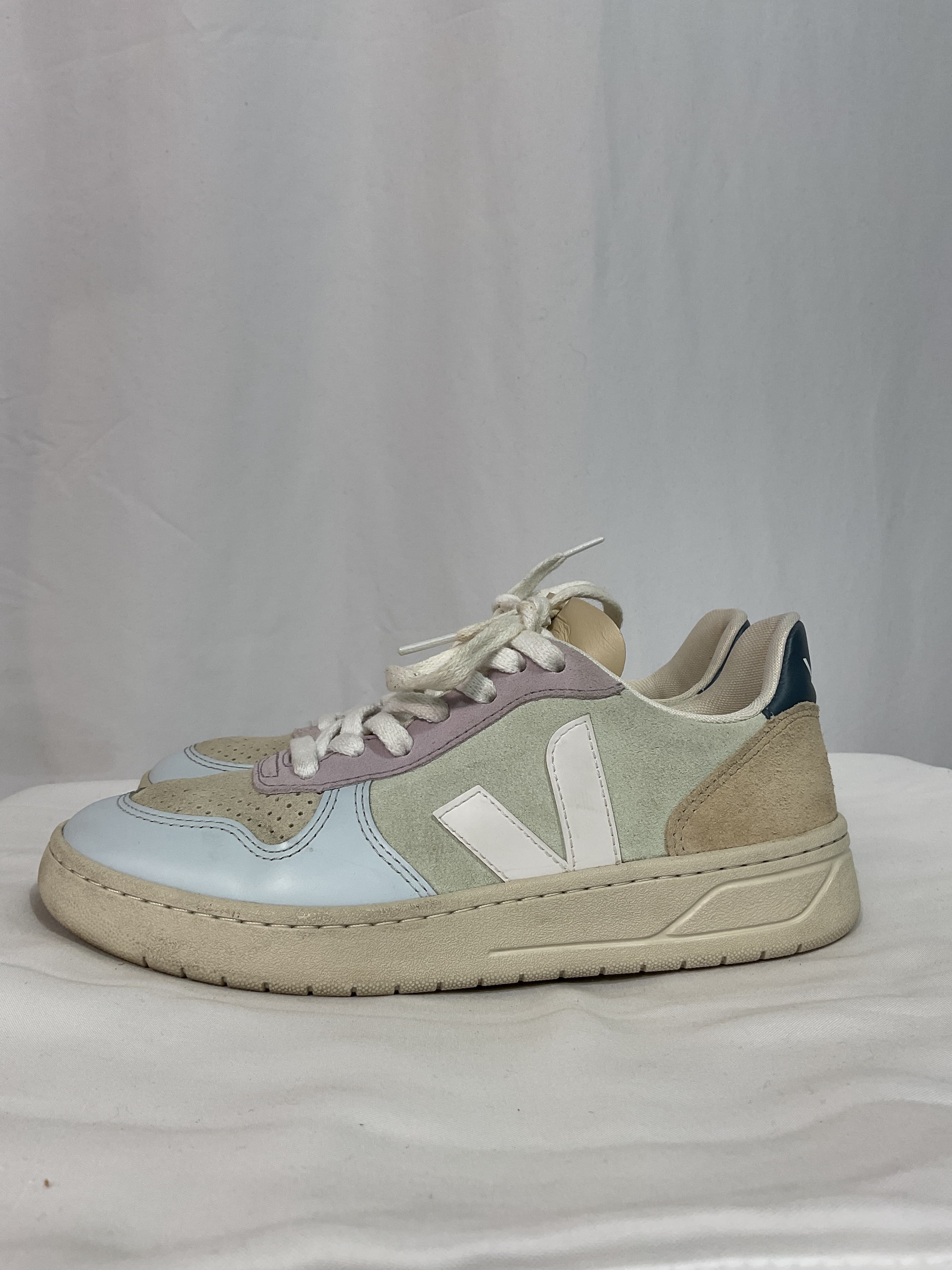 V-10 Suede Sneakers - Image 2