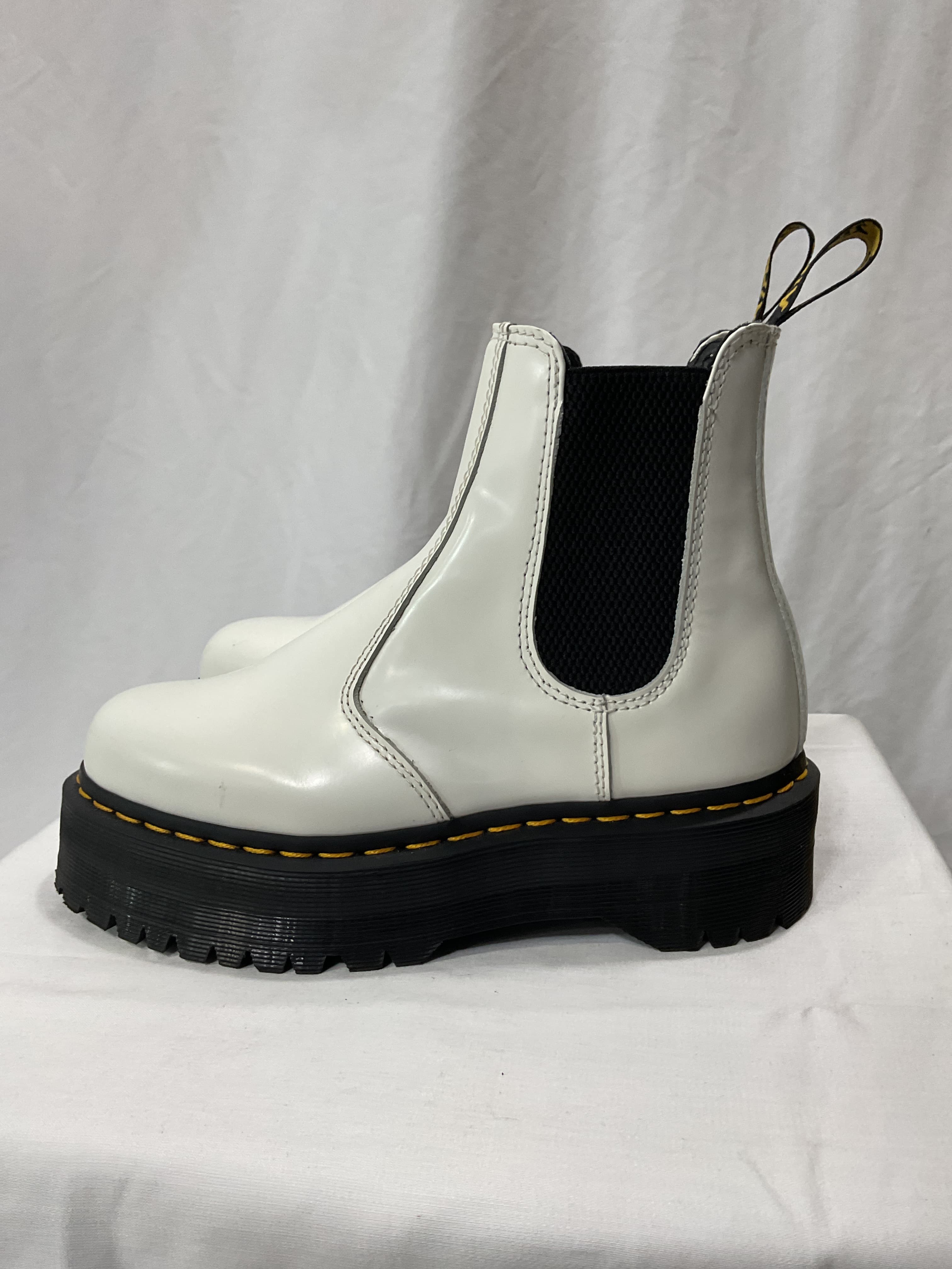 Smooth Leather Platform Chelsea Boots - Image 3
