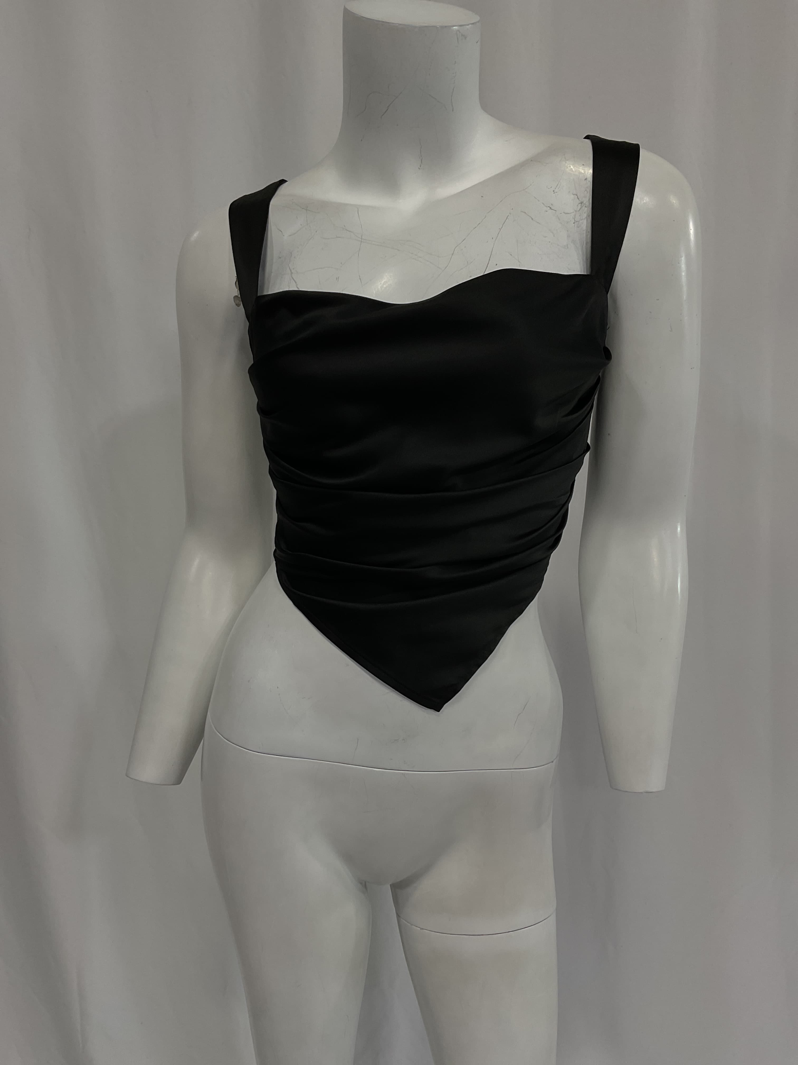 Square Neckline Sleeveless Crop Top - Image 2