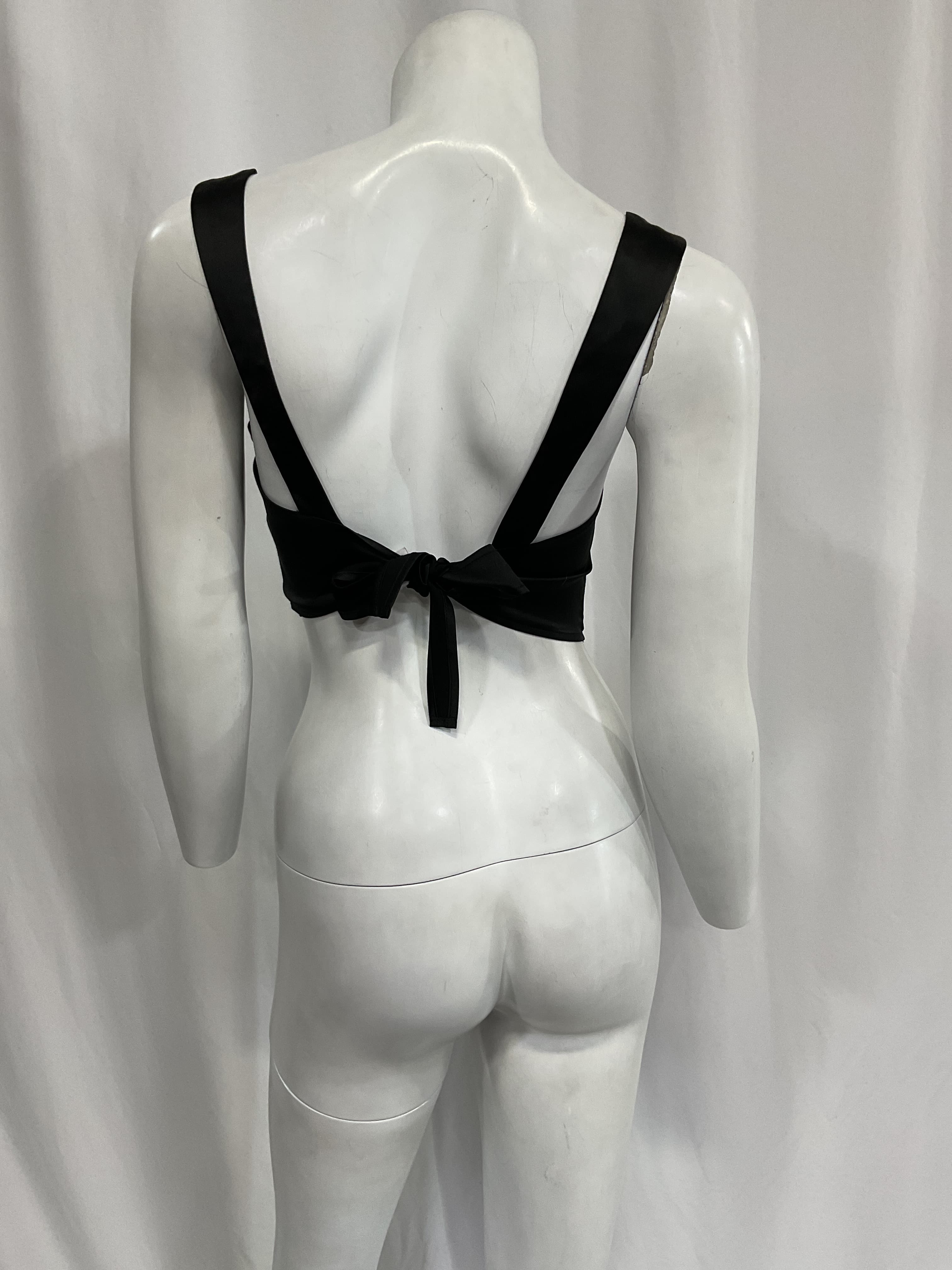 Square Neckline Sleeveless Crop Top - Image 3