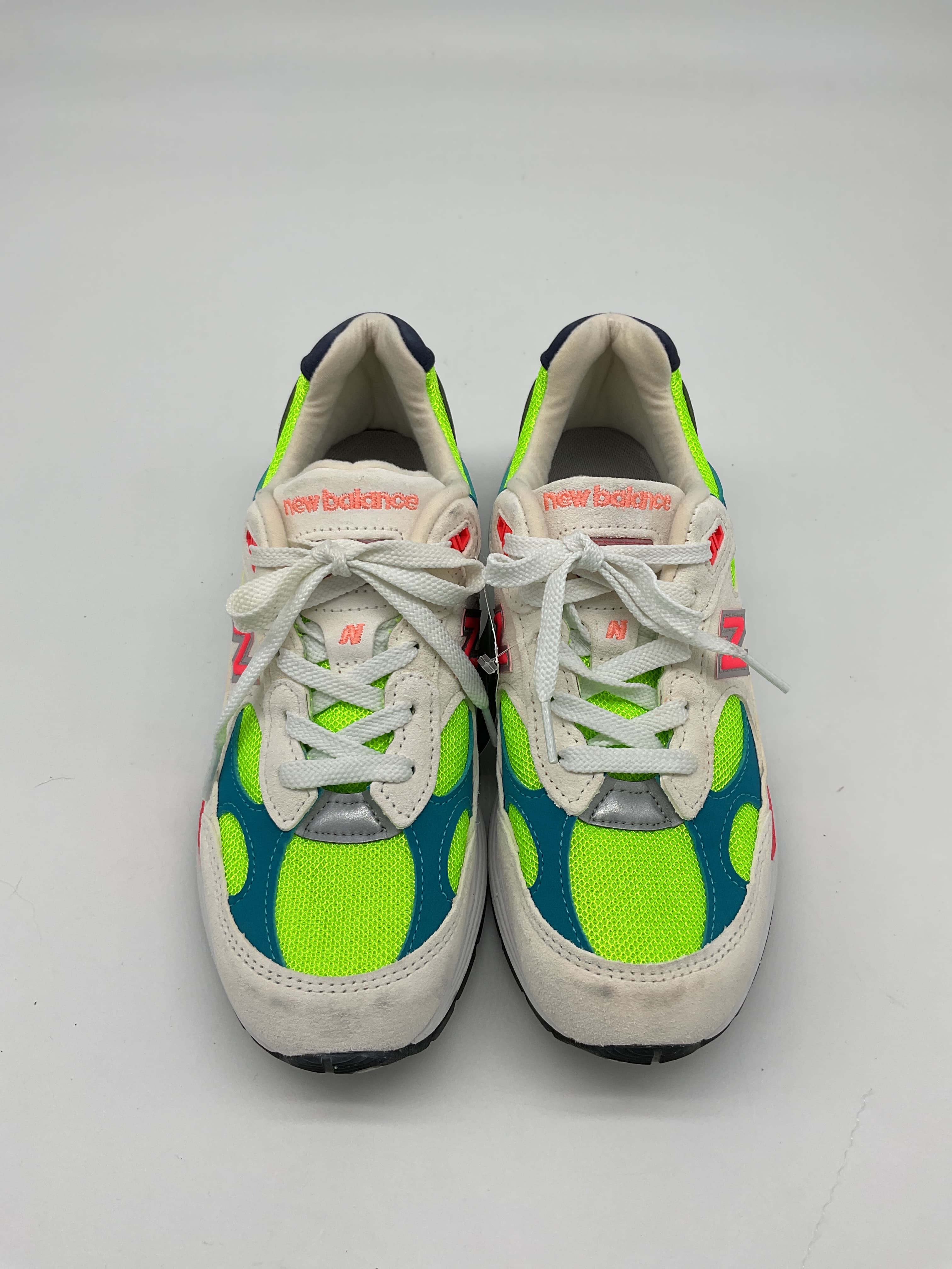 Unisex 992 Lace-Up Sneakers - Image 2
