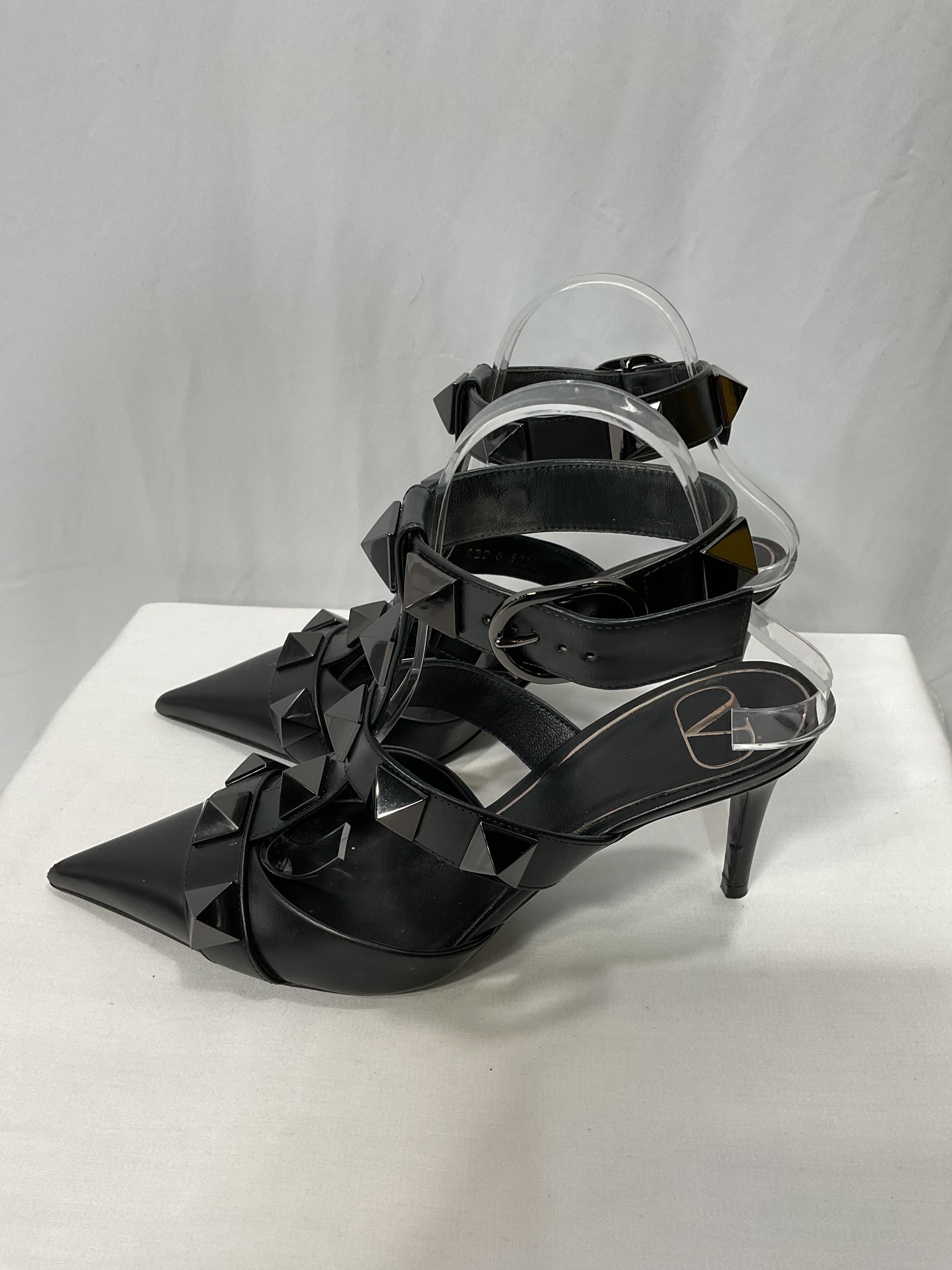 Women's Ankle Strap Pumps - Image 2