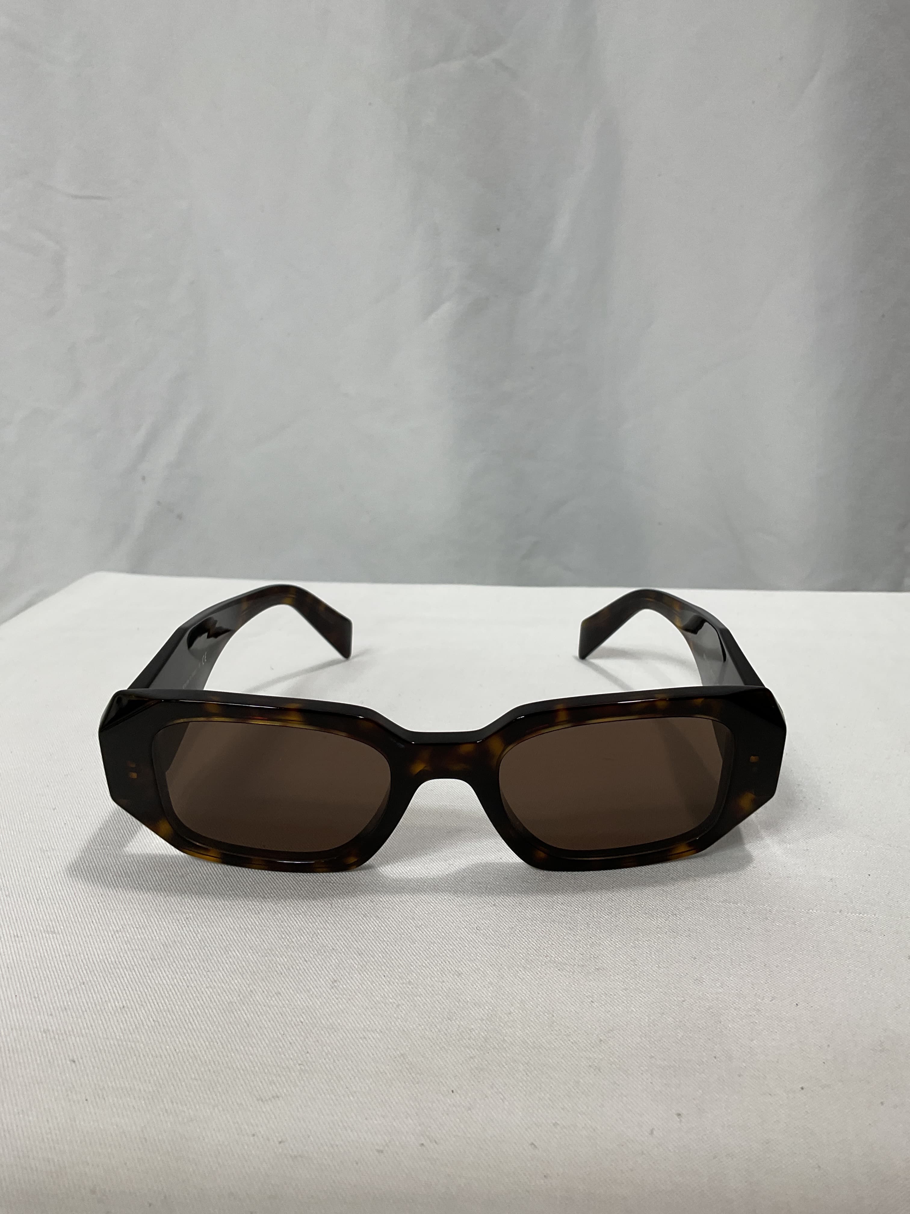 Runway 49mm Rectangular Sunglasses - Image 3