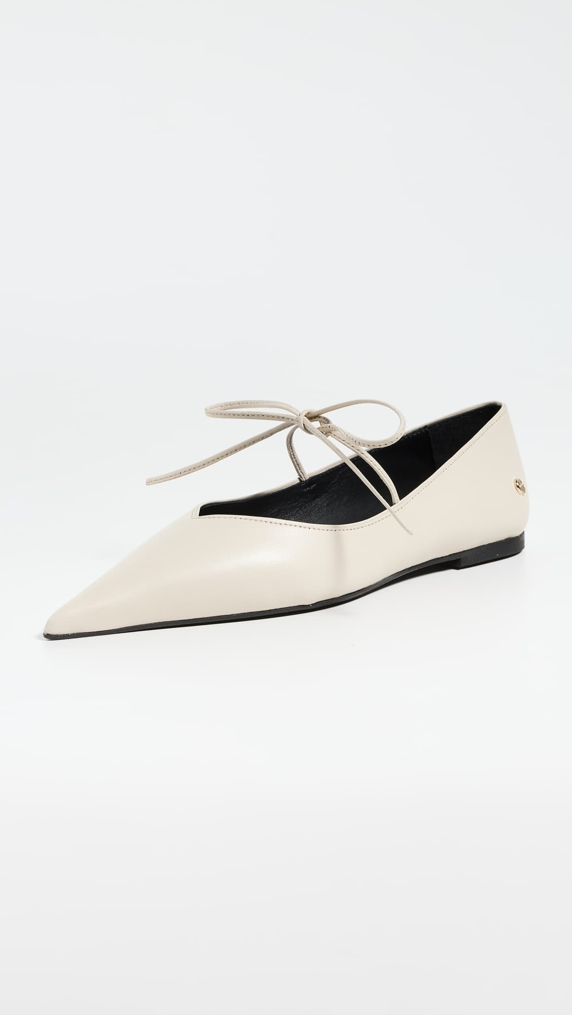 Nikki Flats - Image 2