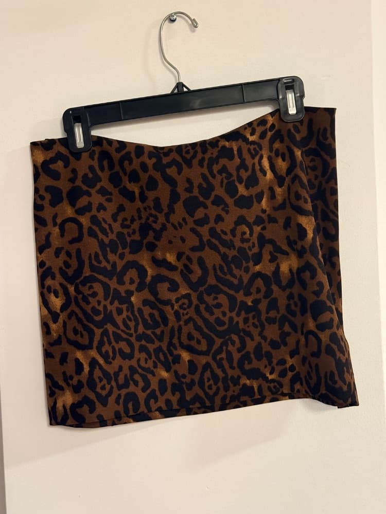 Reformation Leopard Print Mini Skirt - Image 3