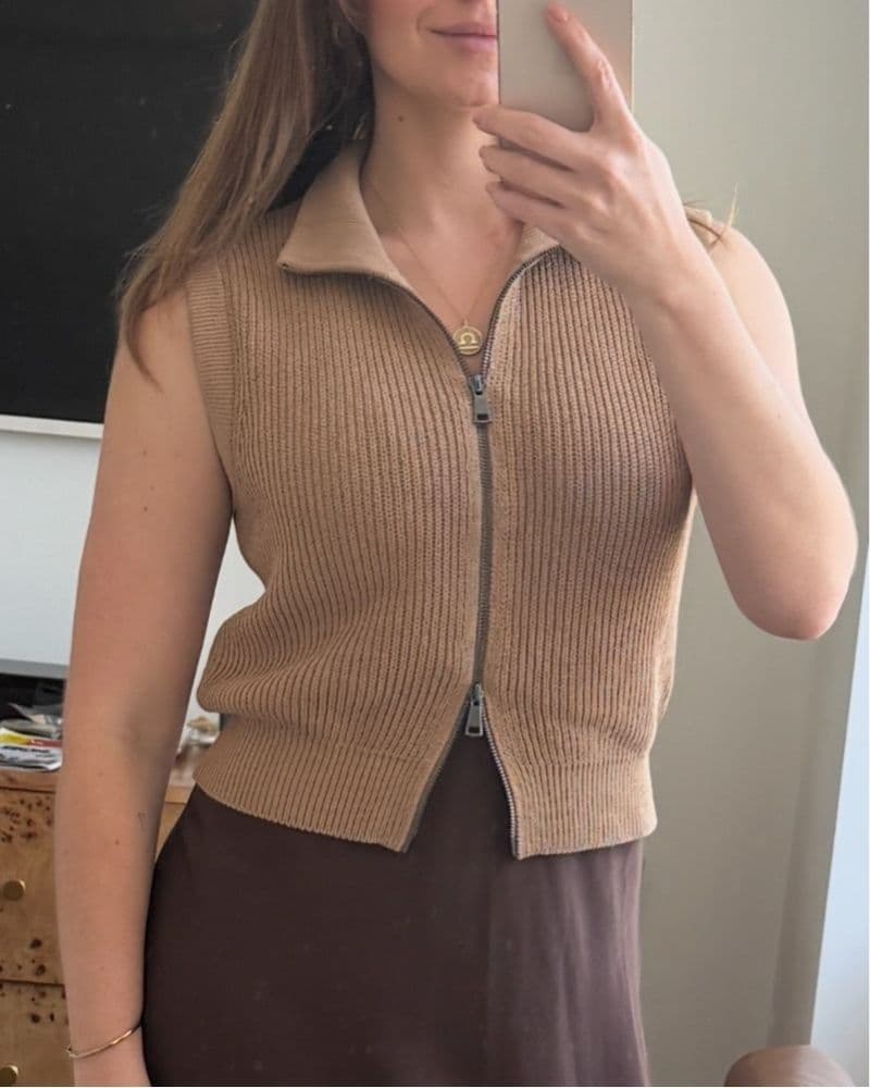 Aya Muse Aries Vest - Image 3
