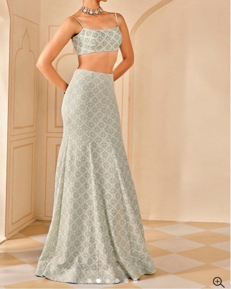 Anita Dongre Lehenga Set & Jewelry - Image 2