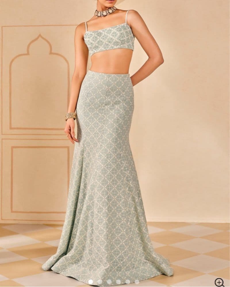 Anita Dongre Lehenga Set & Jewelry - Image 3