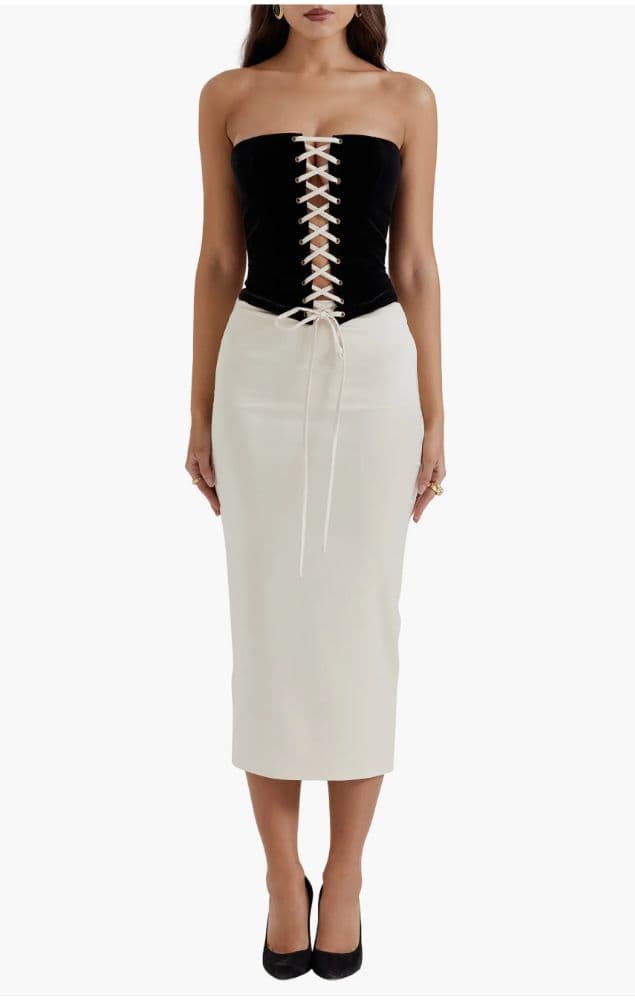 Black and white corseted gown - Image 3