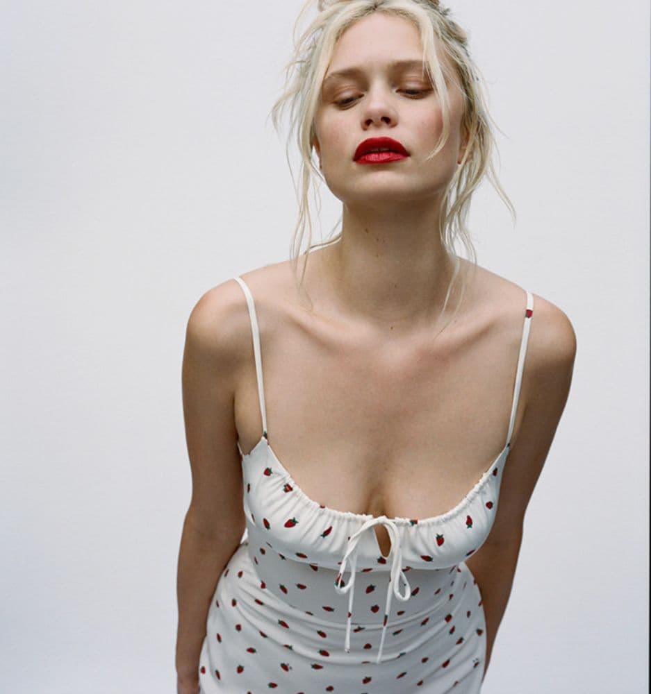 Realisation Par The Alba in White Strawberry - Image 2