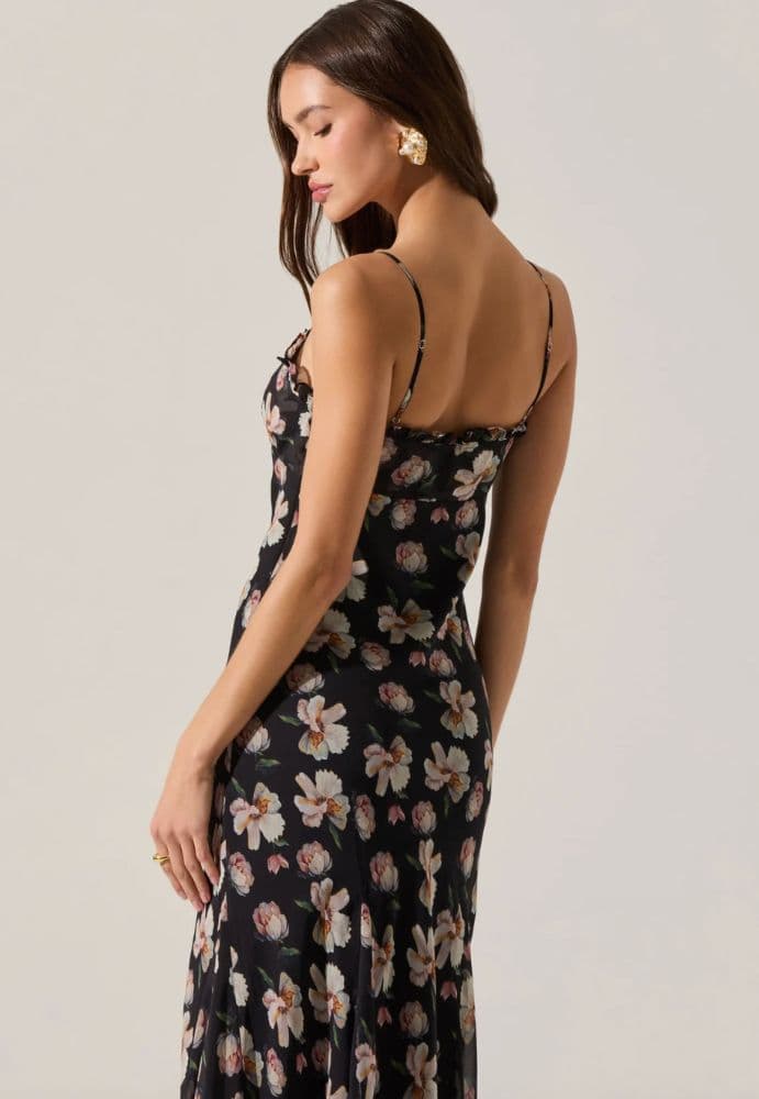 ASTR Maeryn Sweetheart Ruffle Maxi Dress - Image 3