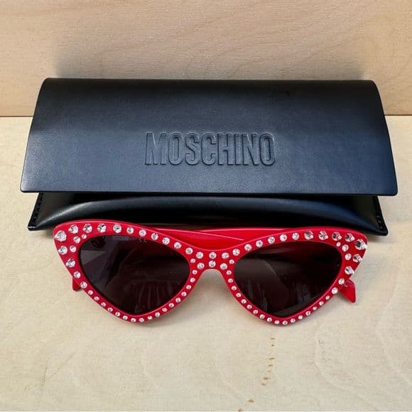 Moschino Red Cateye Sunglasses - Image 3