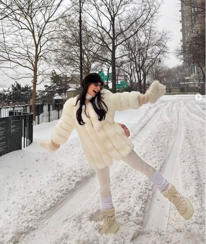Vintage Ivory Faux Mink Coat - Image 2