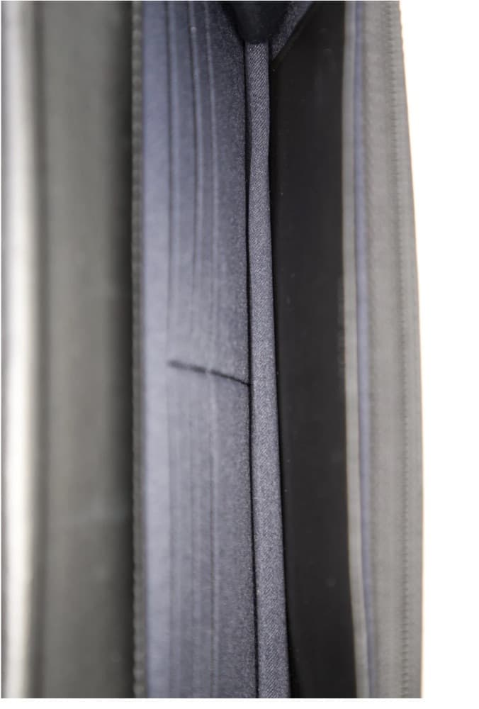 Chanel Airlines Wallet on Chain  - Image 5