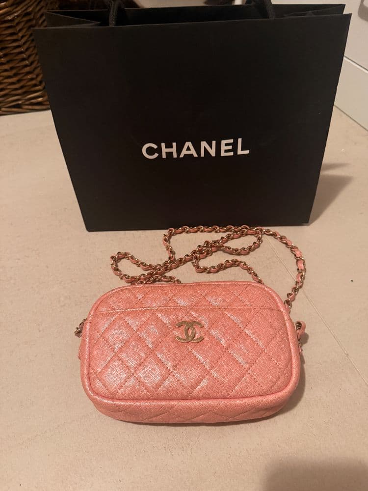 Chanel Iridescent Caviar Quilted Small Timeless Camera Case Pink - Image 1