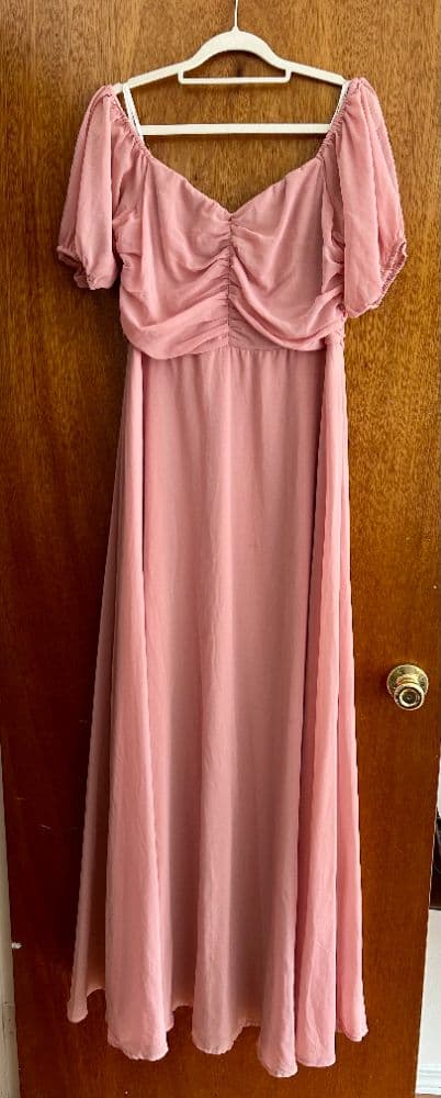 Light Bubblegum Pink Off-the-shoulder Gown - Image 3