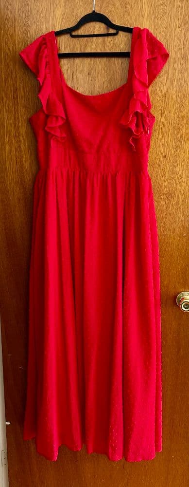 Ruby Red Ruffled Maxi – The Ultimate Guest Gown - Image 3