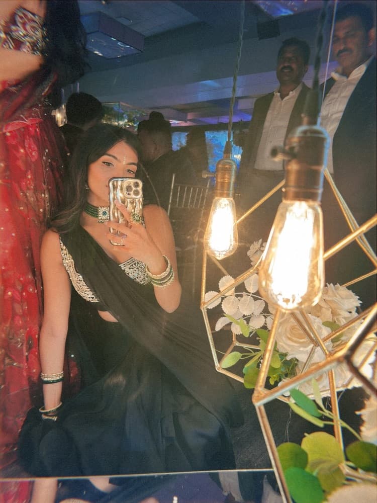 Draped Saree - Image 3