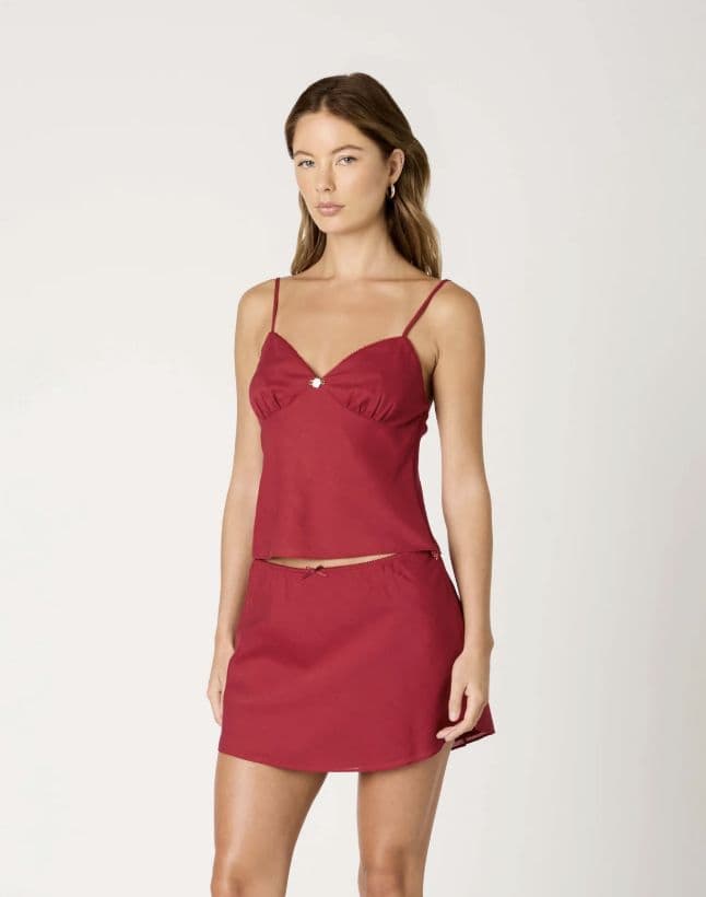 NIA Tiny Issac Top/ Skort set in Marsala Red - Image 2