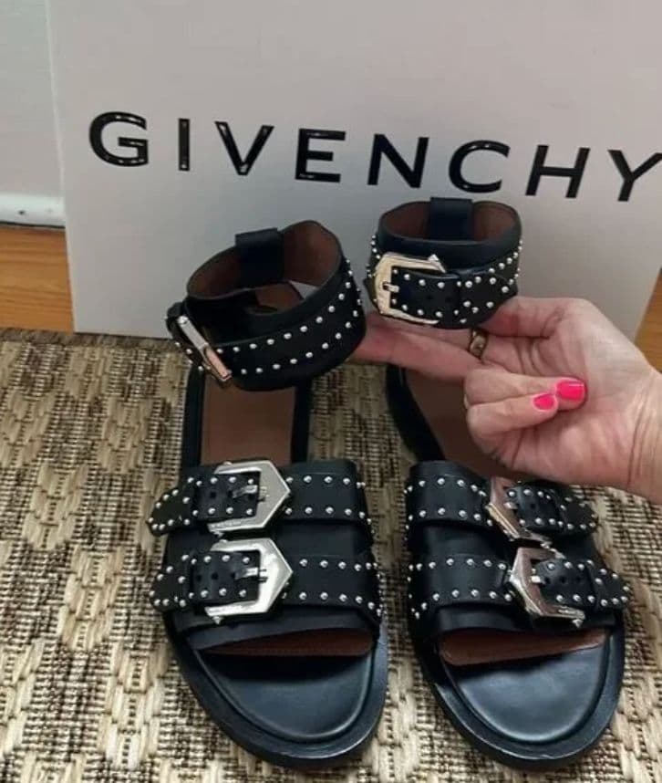Givenchy Elegant Sandals - Size 36 - Image 1