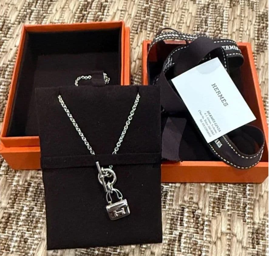 Hermès Amulettes Constance Pendant Silver Necklace - Image 1