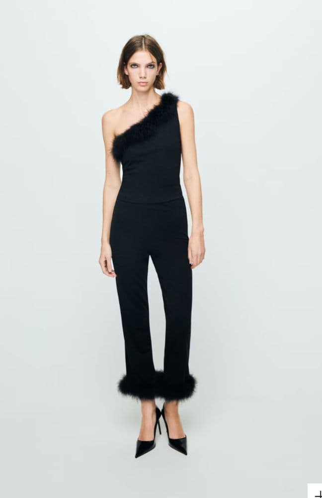 Black Feather Set - Image 1